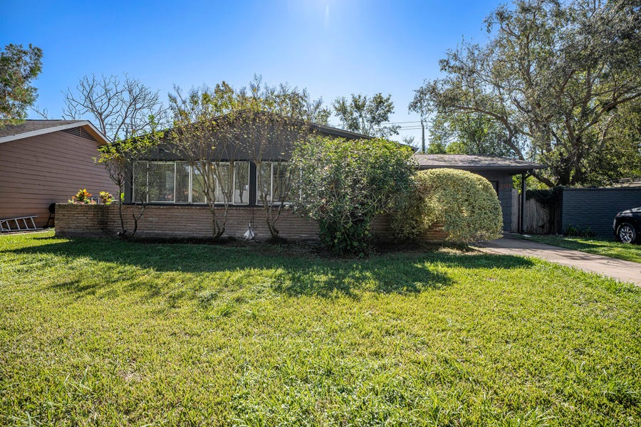 Property photo for 6325 Rowan Lane, Houston, TX