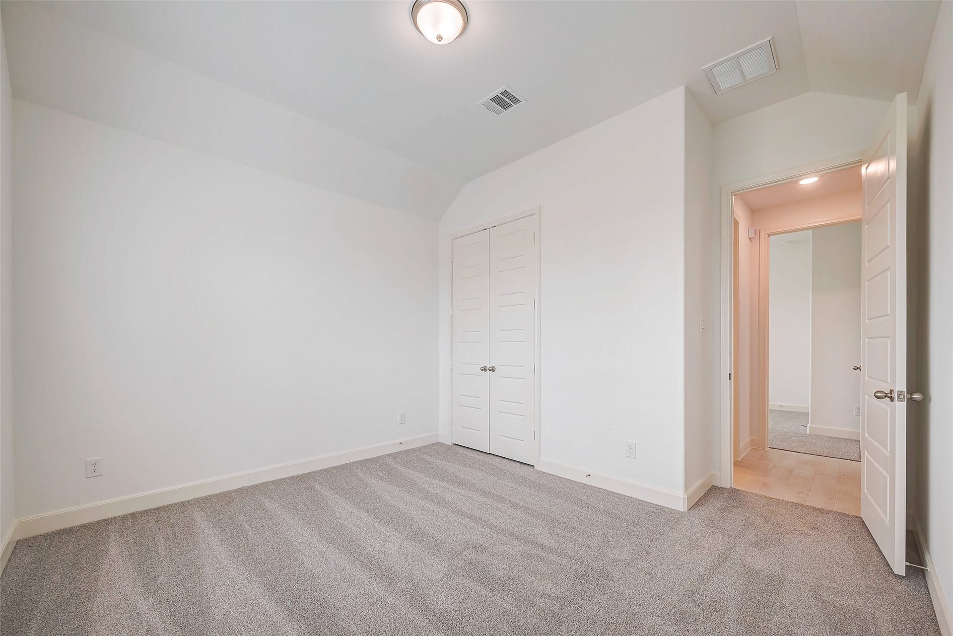 3007 Golden Isle Drive, Texas City, TX 77568