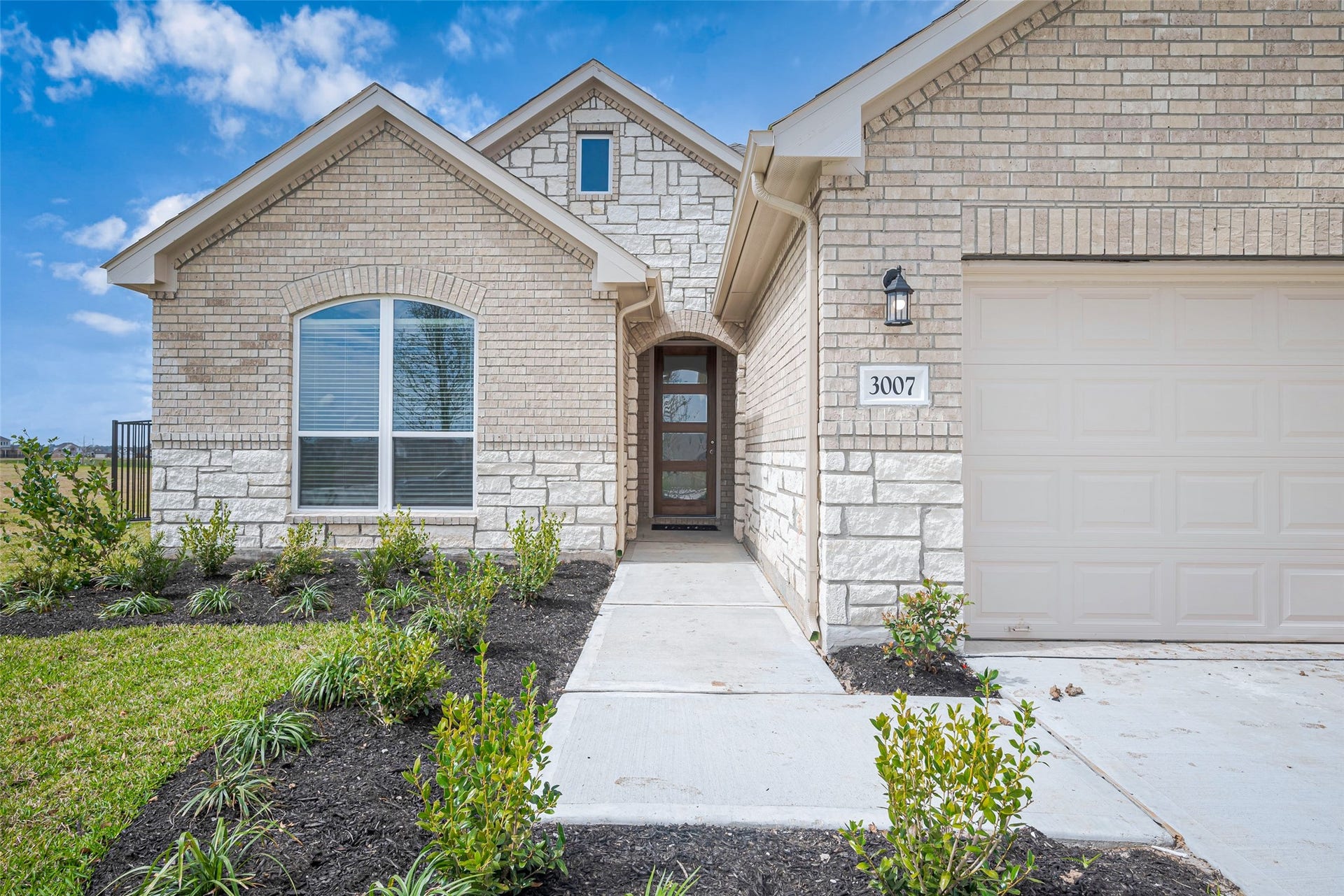 3007 Golden Isle Drive, Texas City, TX 77568