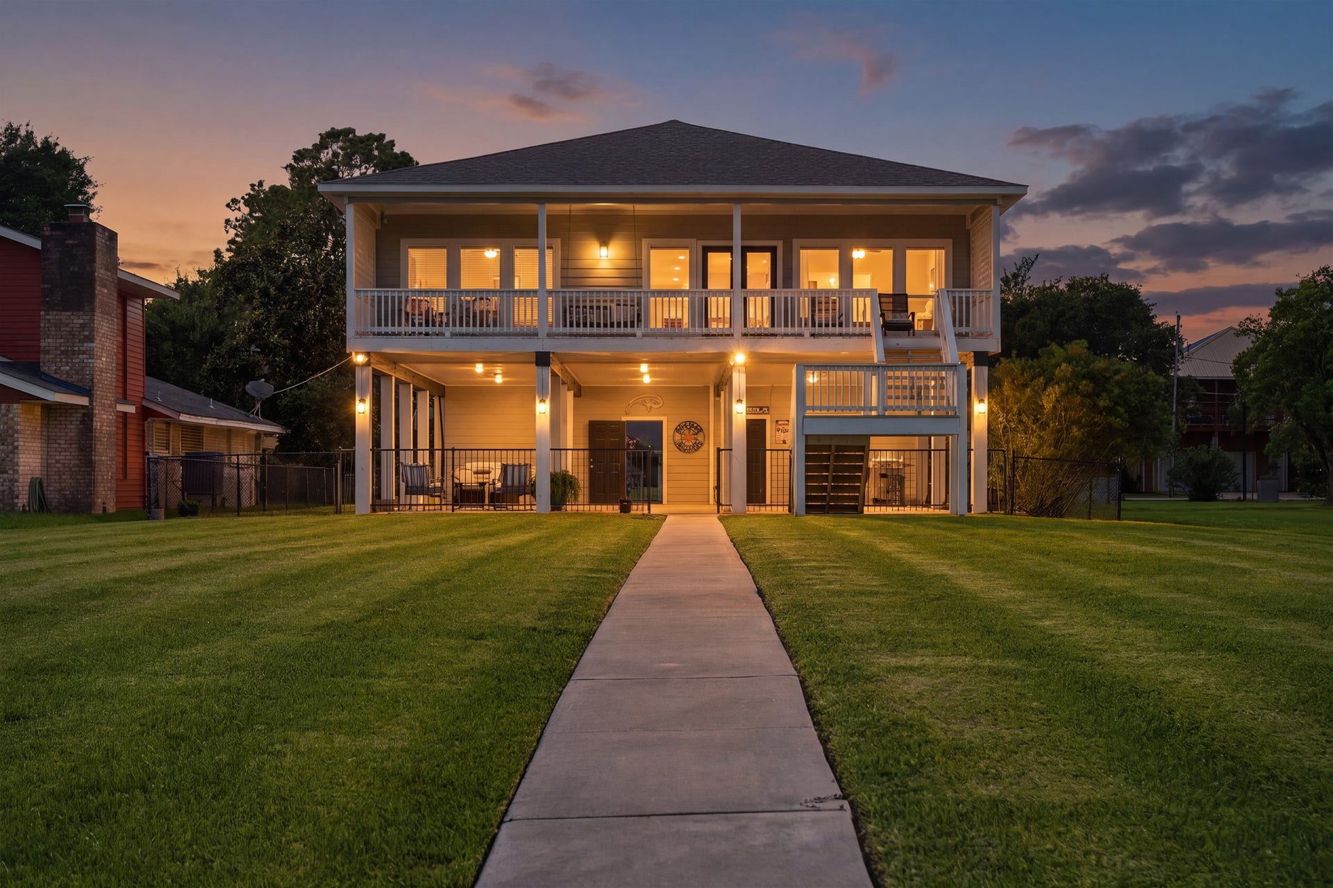 2534 Cliff Drive, San Leon, TX 77539 A grand estate designed to welcome you home in style.