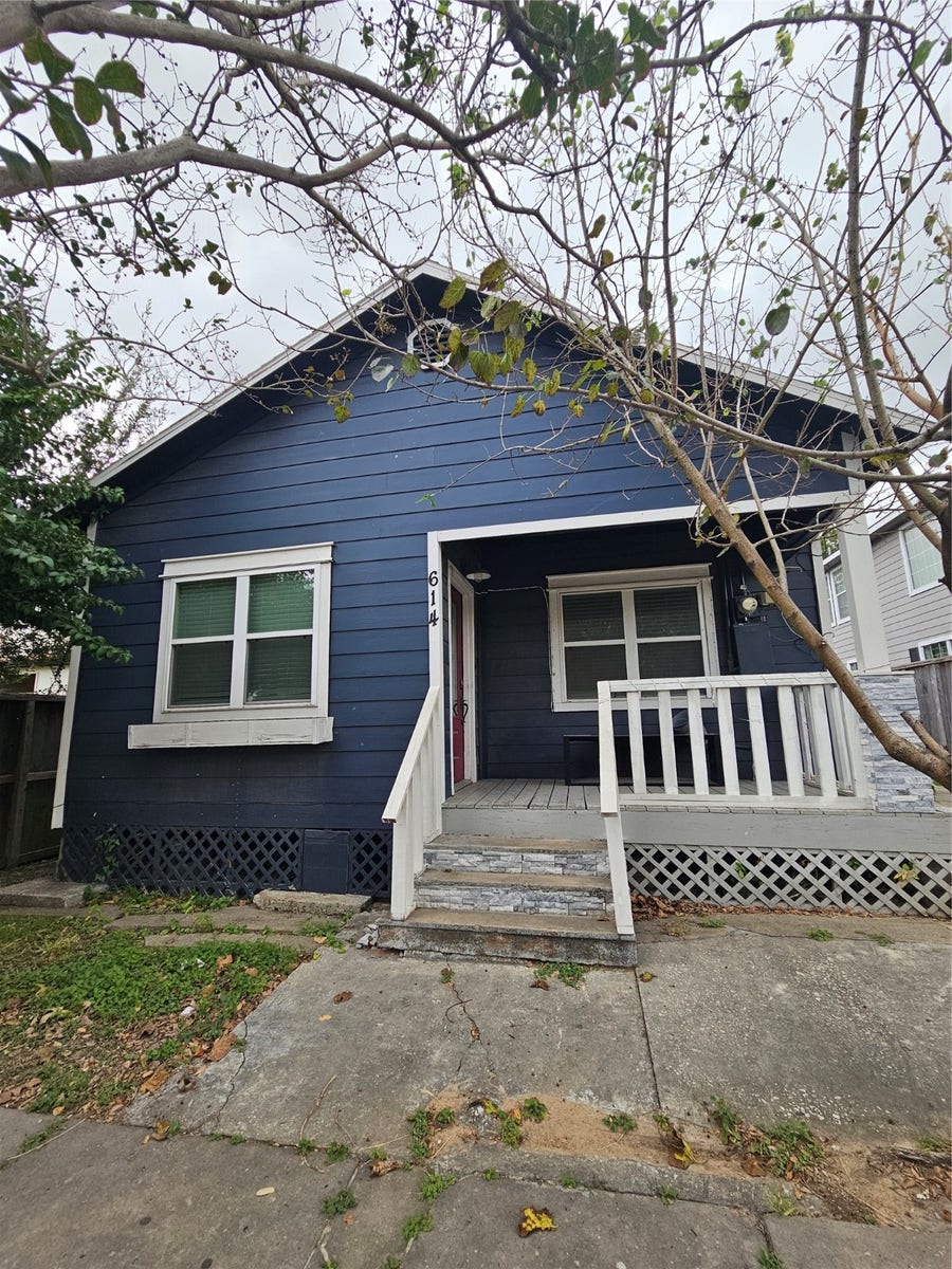 Property photo for 614 N York Street, Houston, TX