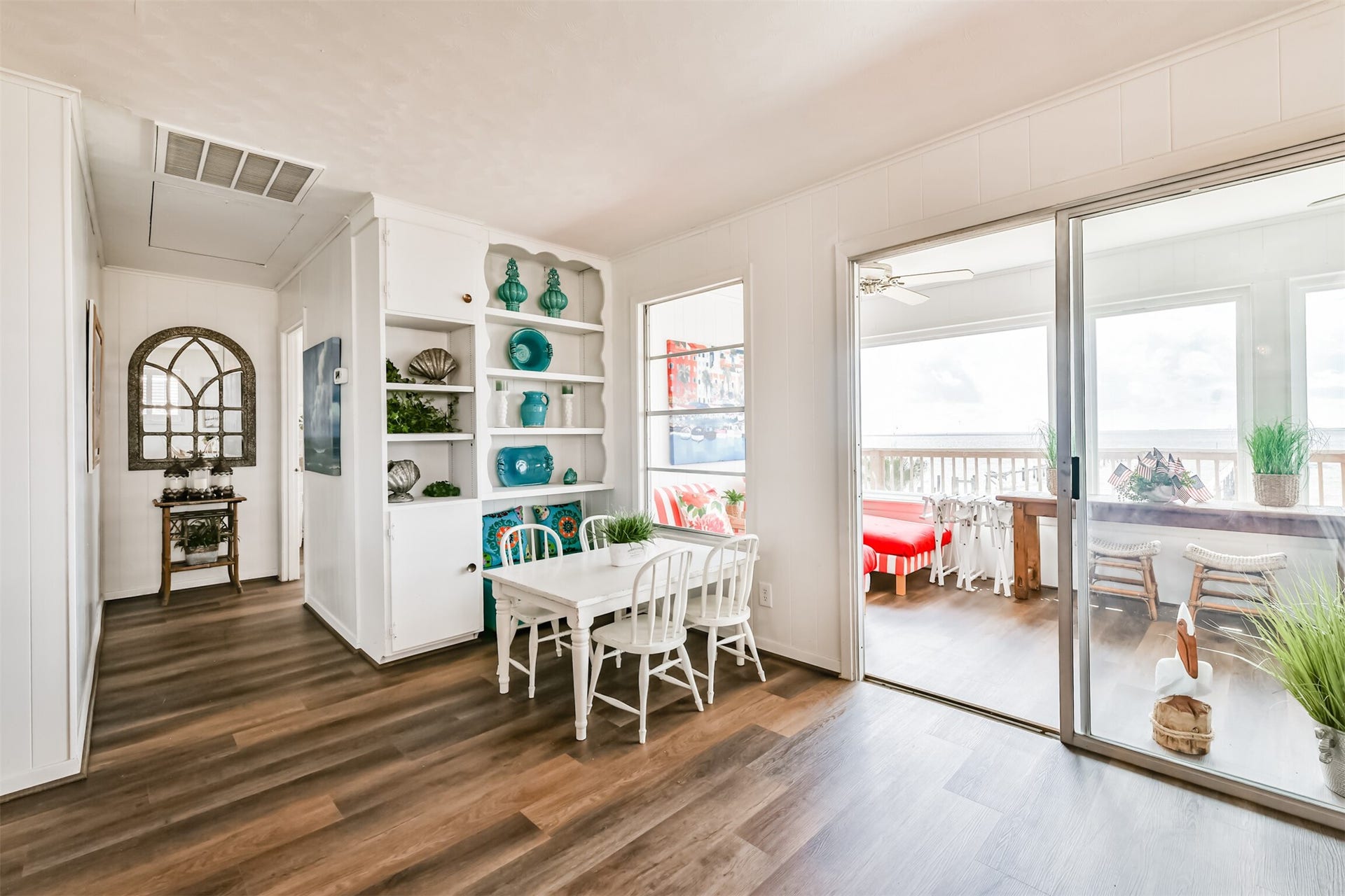 1521 John Street, San Leon, TX 77539 1521 John Street, San Leon, TX 77539