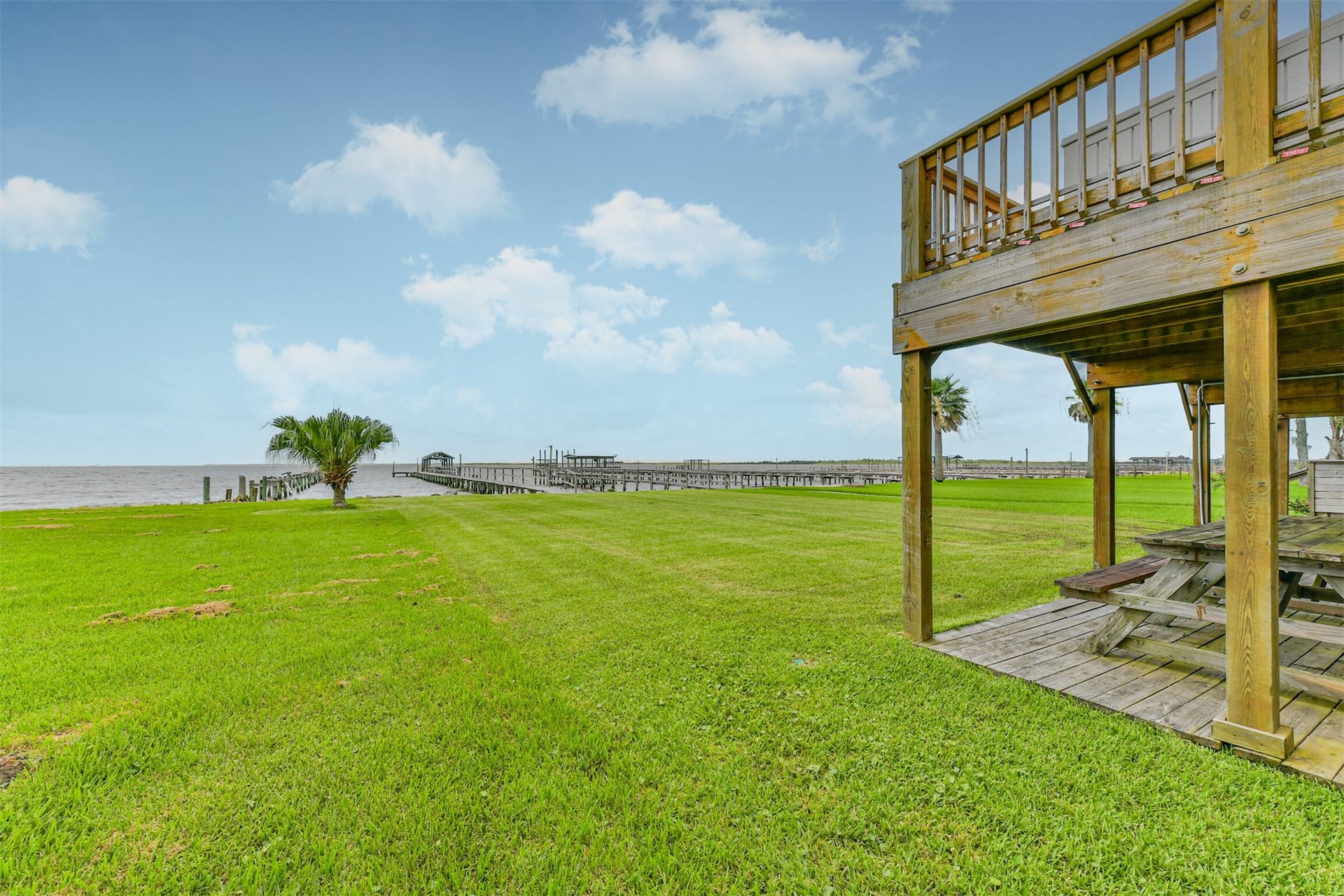 1521 John Street, San Leon, TX 77539 1521 John Street, San Leon, TX 77539