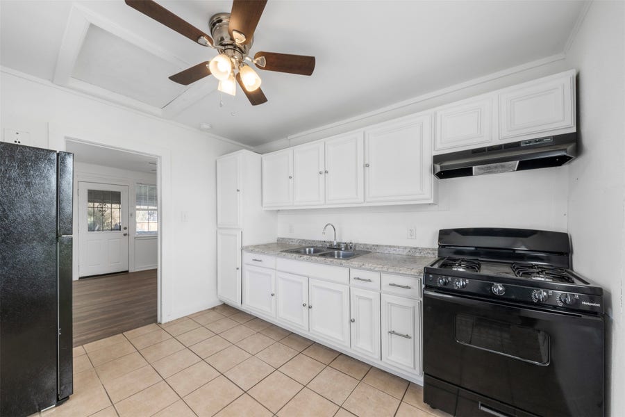 Property photo for 8331 Garland St Street, Houston, TX