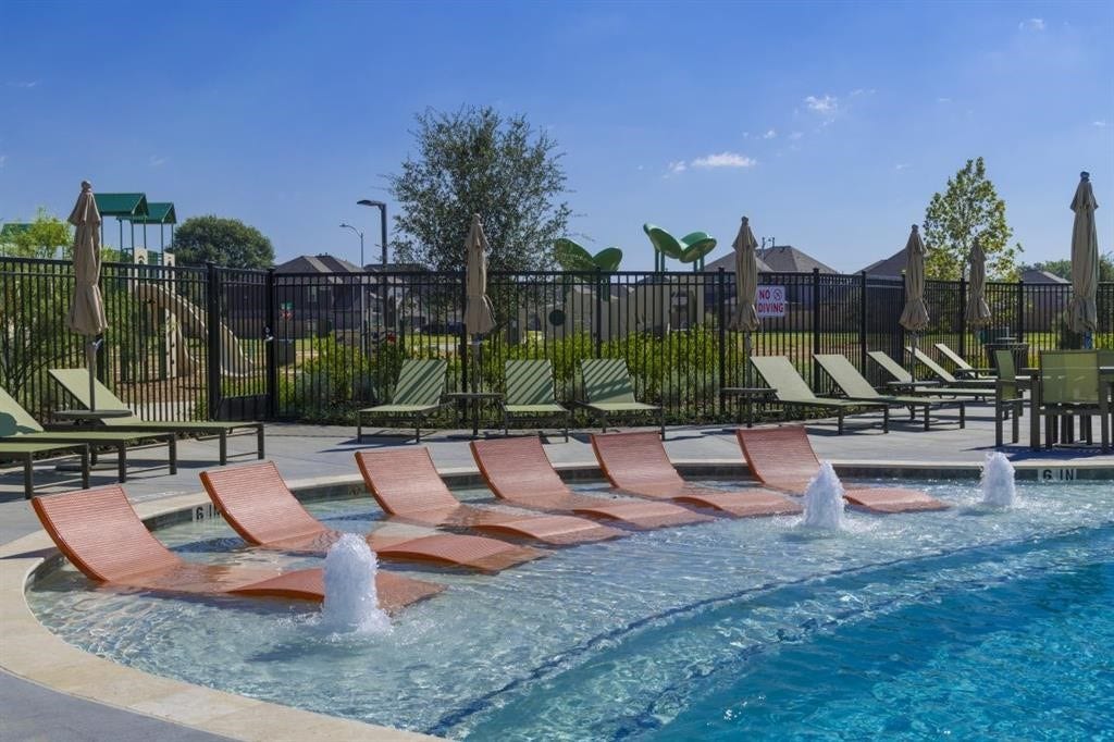 32910 Ruthie Dean Drive, Brookshire, TX 77423 32910 Ruthie Dean Drive, Brookshire, TX 77423