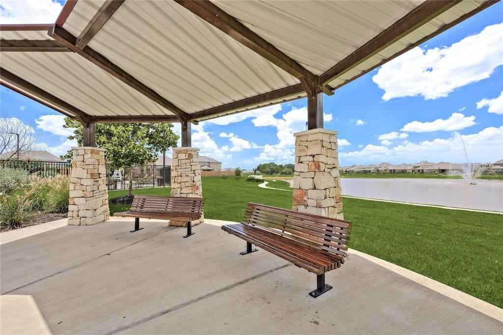 32910 Ruthie Dean Drive, Brookshire, TX 77423 32910 Ruthie Dean Drive, Brookshire, TX 77423