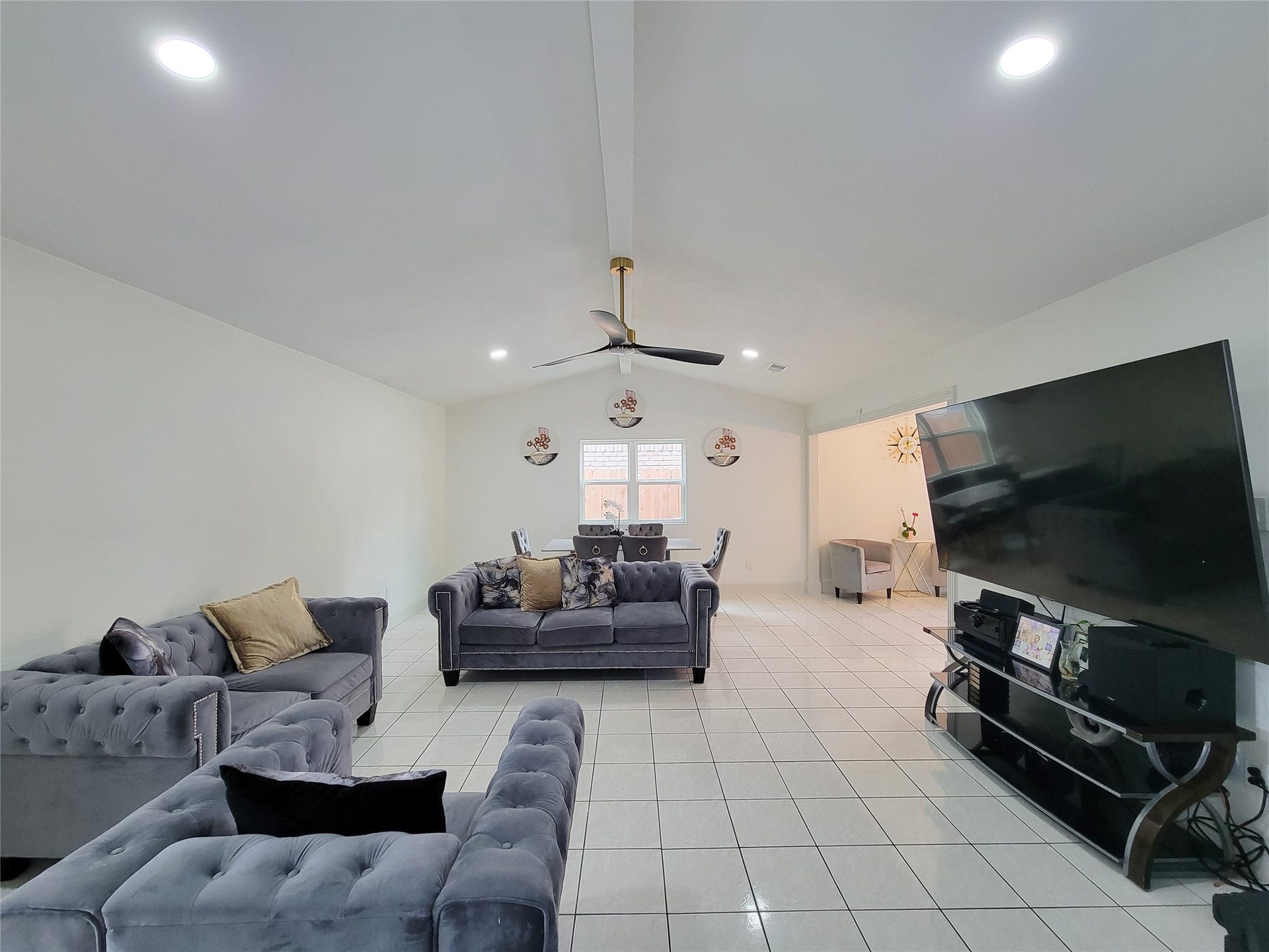 12519 Orleans Street, Houston, TX 77015 12519 Orleans Street, Houston, TX 77015