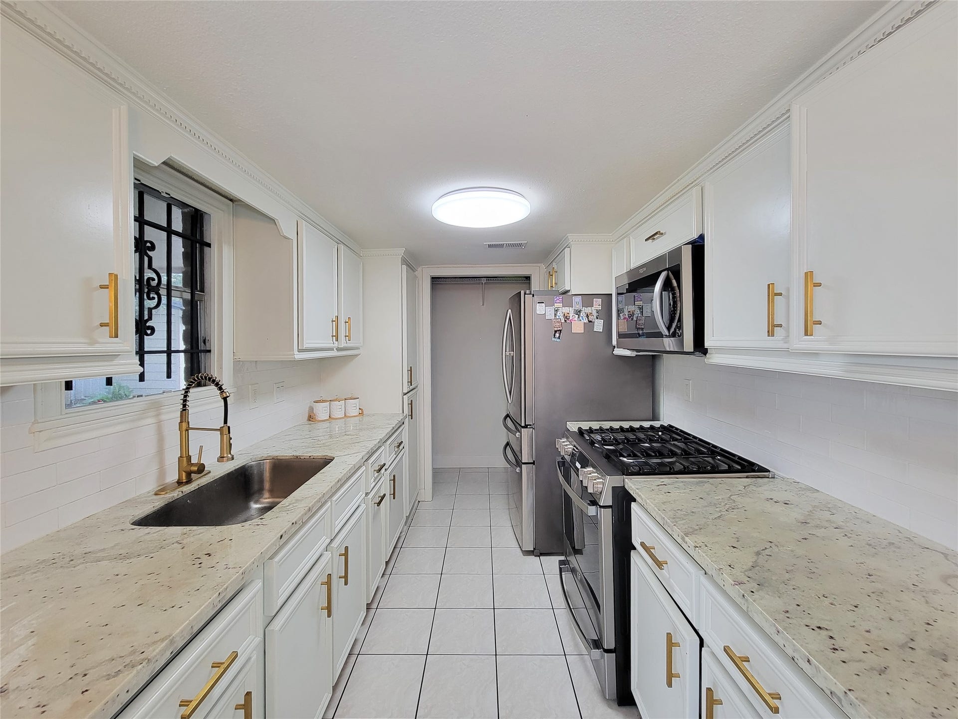 12519 Orleans Street, Houston, TX 77015 12519 Orleans Street, Houston, TX 77015