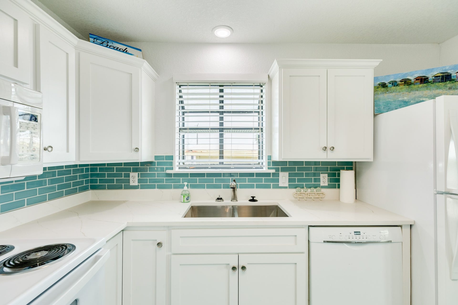 310 Parkview Road, Surfside Beach, TX 77541