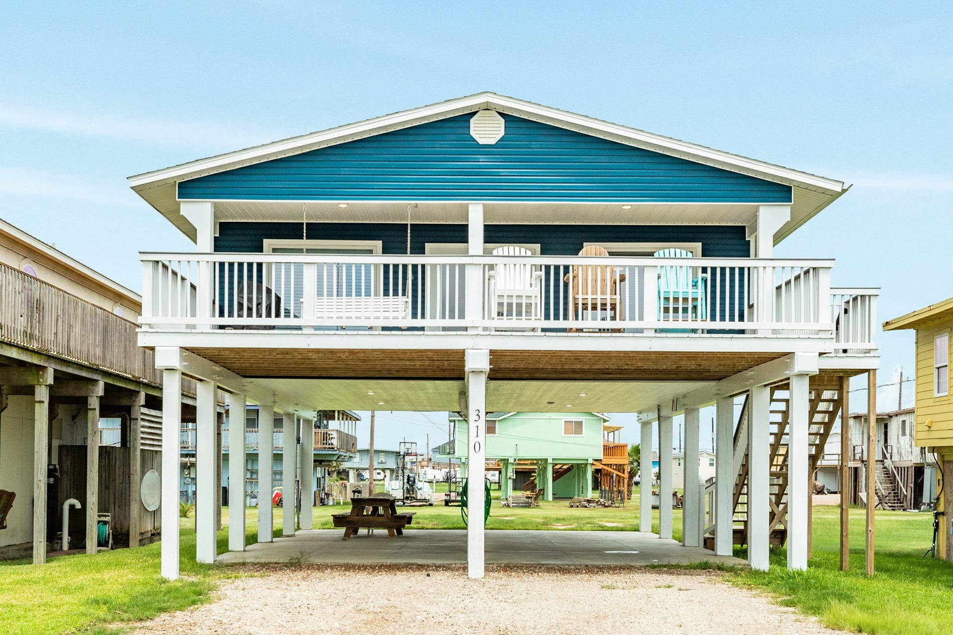 310 Parkview Road, Surfside Beach, TX 77541