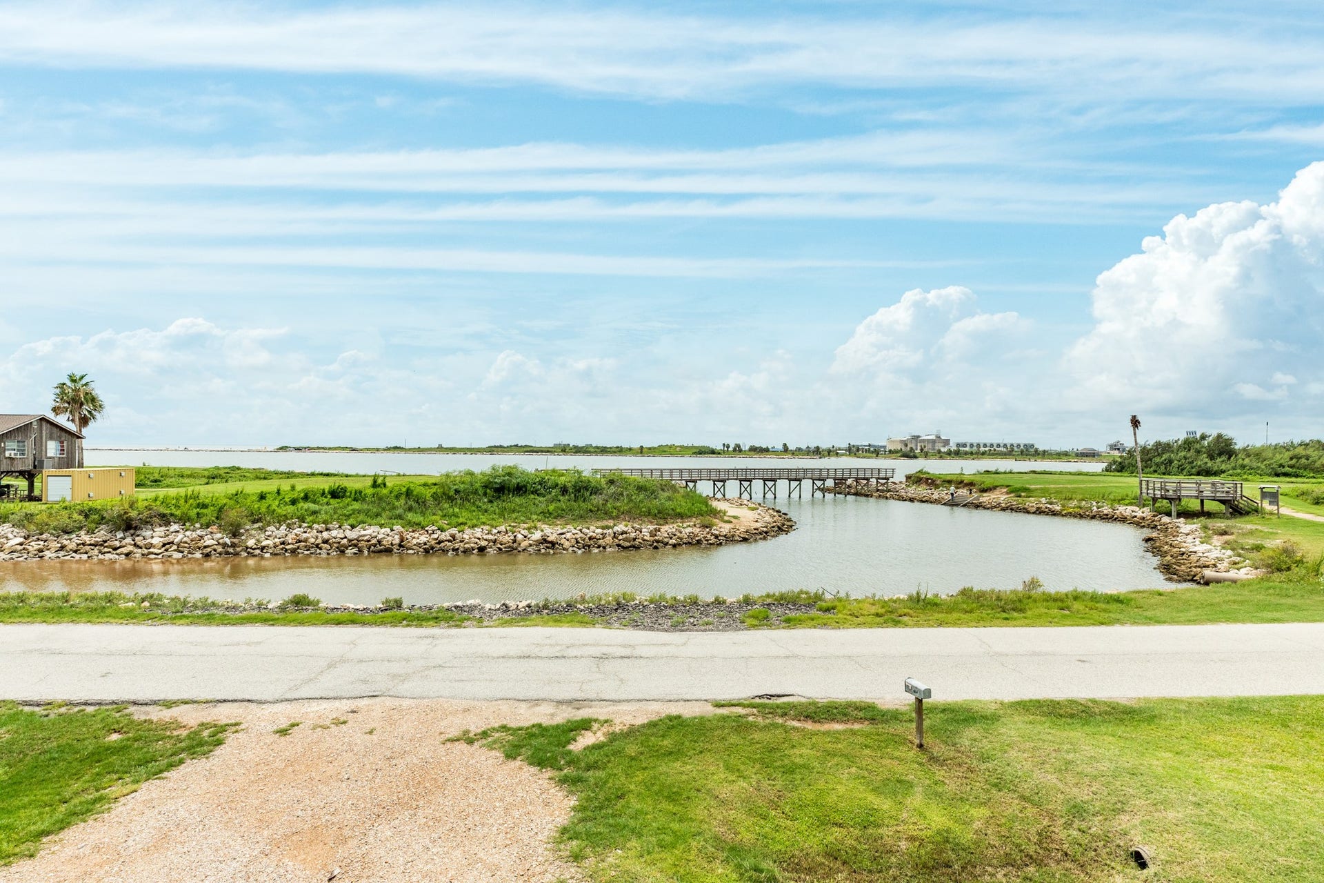 310 Parkview Road, Surfside Beach, TX 77541