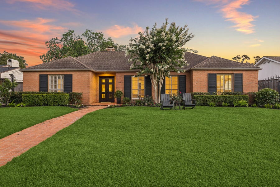 Property photo for 6143 Chevy Chase Drive, Houston, TX