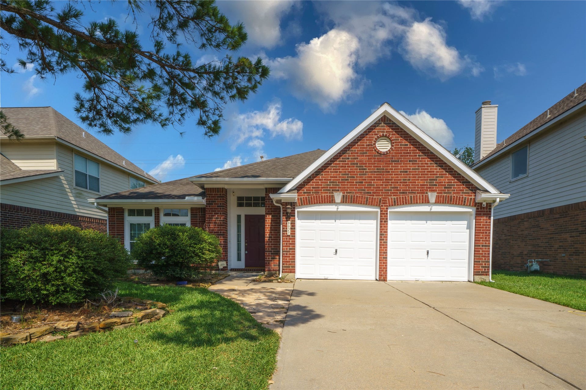 9927 Autumn Way Drive, Houston, TX 77064 Front