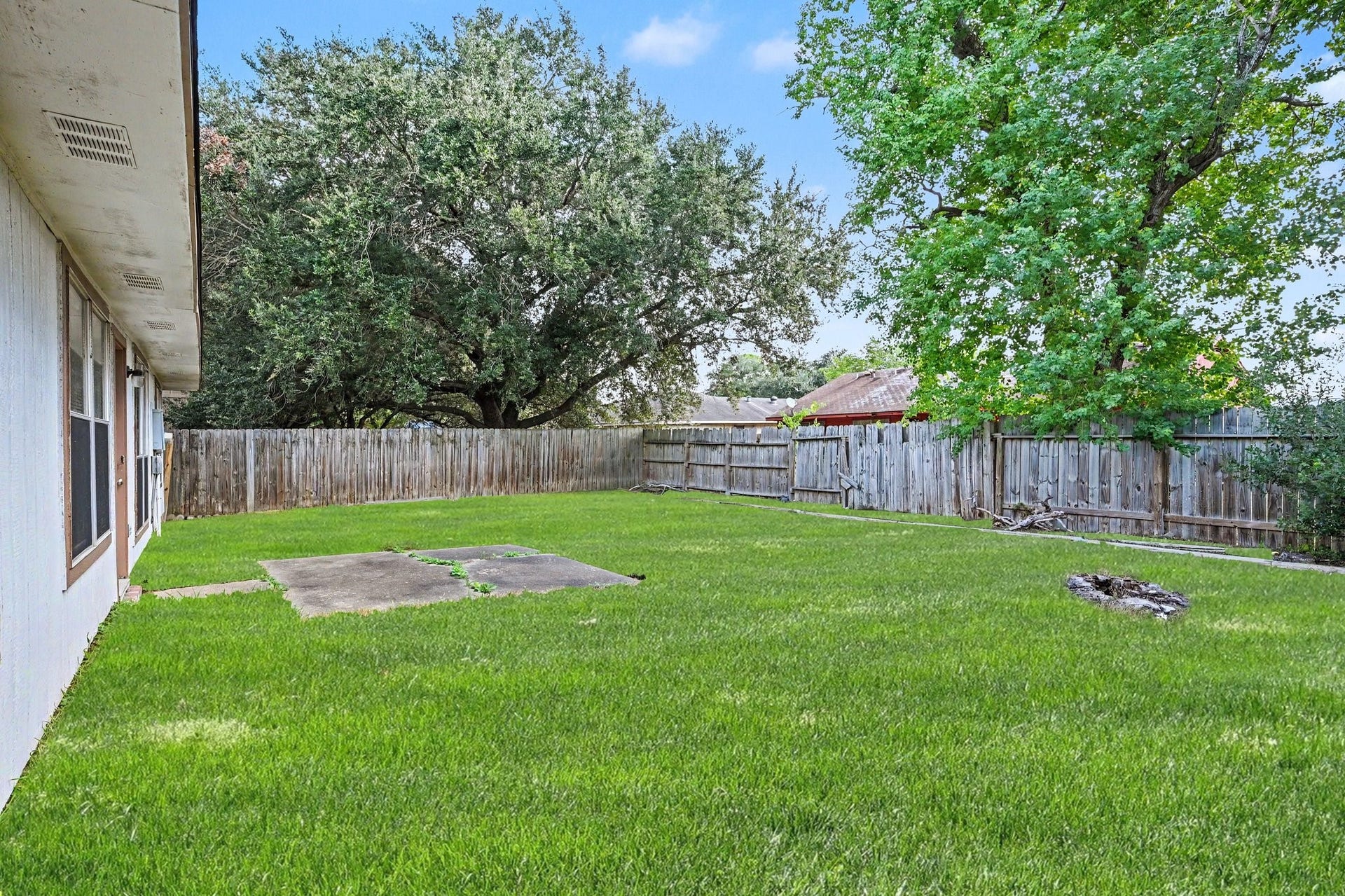 2015 Highcrest Drive, Missouri City, TX 77489 2015 Highcrest Drive, Missouri City, TX 77489