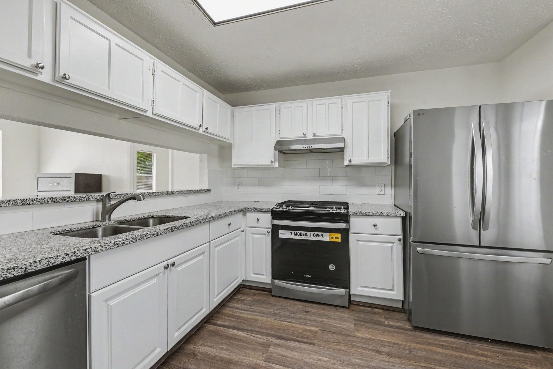 2015 Highcrest Drive, Missouri City, TX 77489 2015 Highcrest Drive, Missouri City, TX 77489