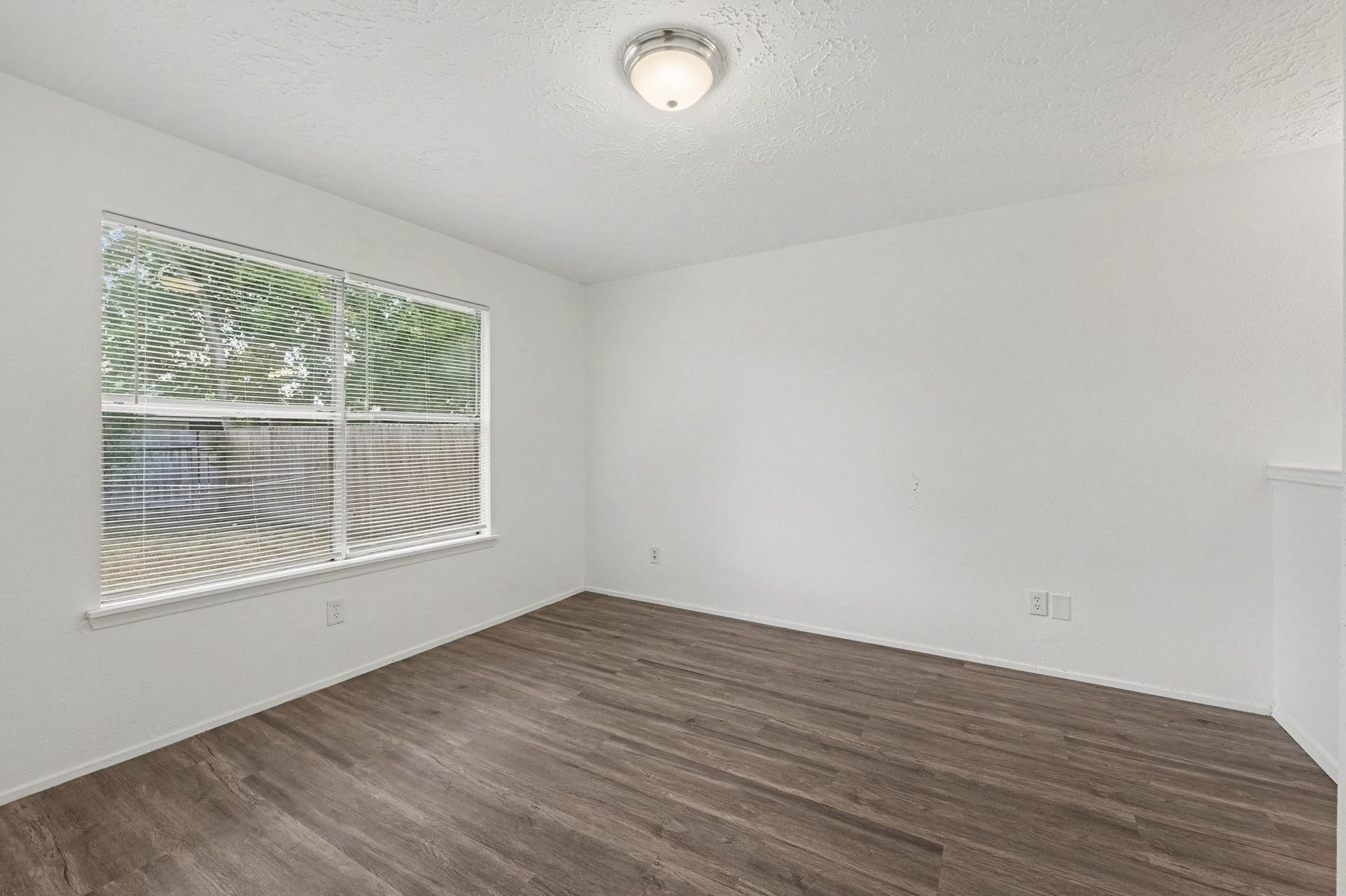 2015 Highcrest Drive, Missouri City, TX 77489 2015 Highcrest Drive, Missouri City, TX 77489