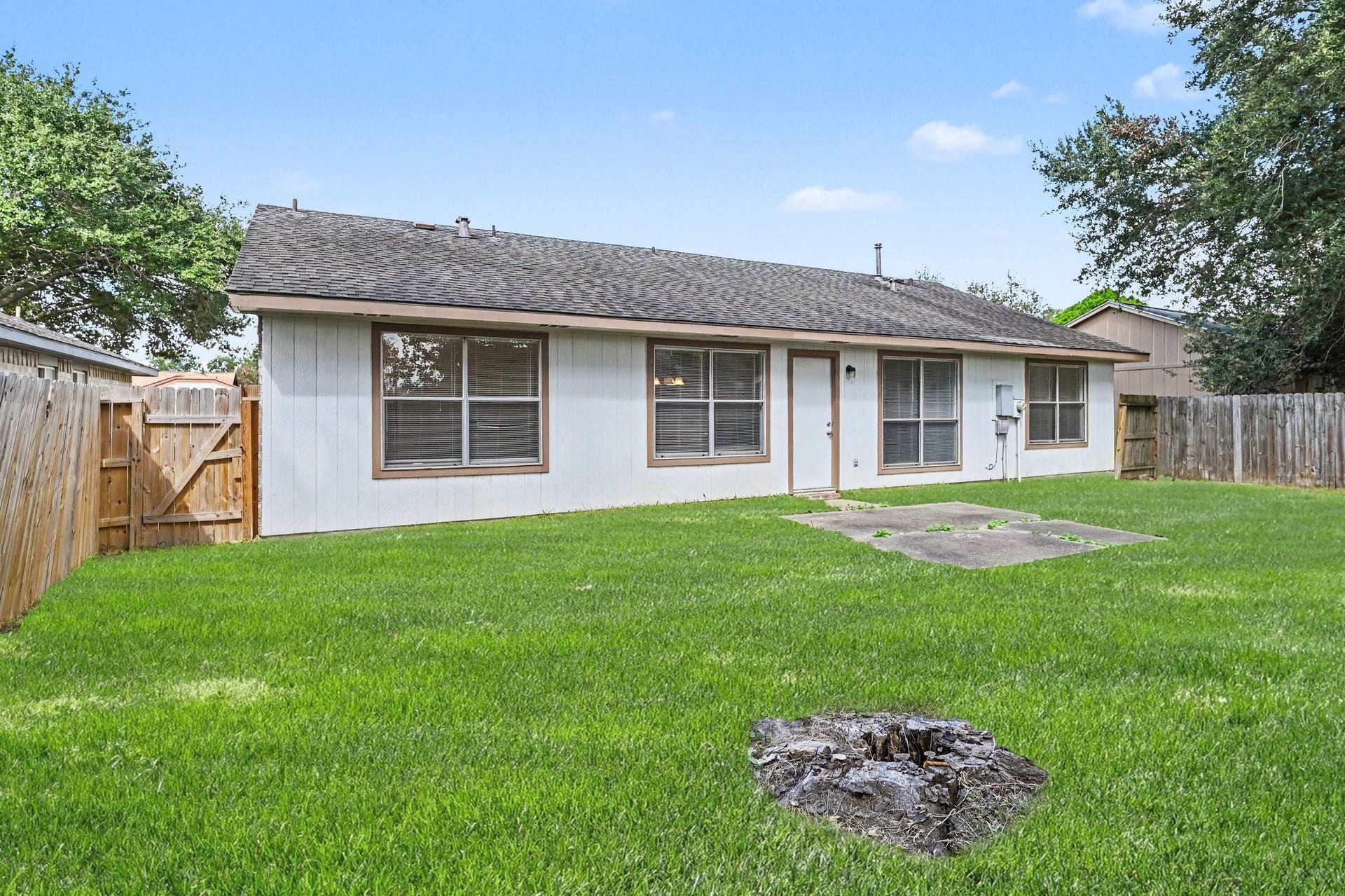 2015 Highcrest Drive, Missouri City, TX 77489 2015 Highcrest Drive, Missouri City, TX 77489