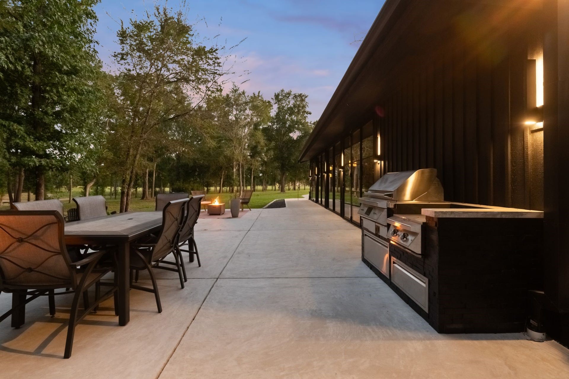24748 Ranching Way, Montgomery, TX 77356