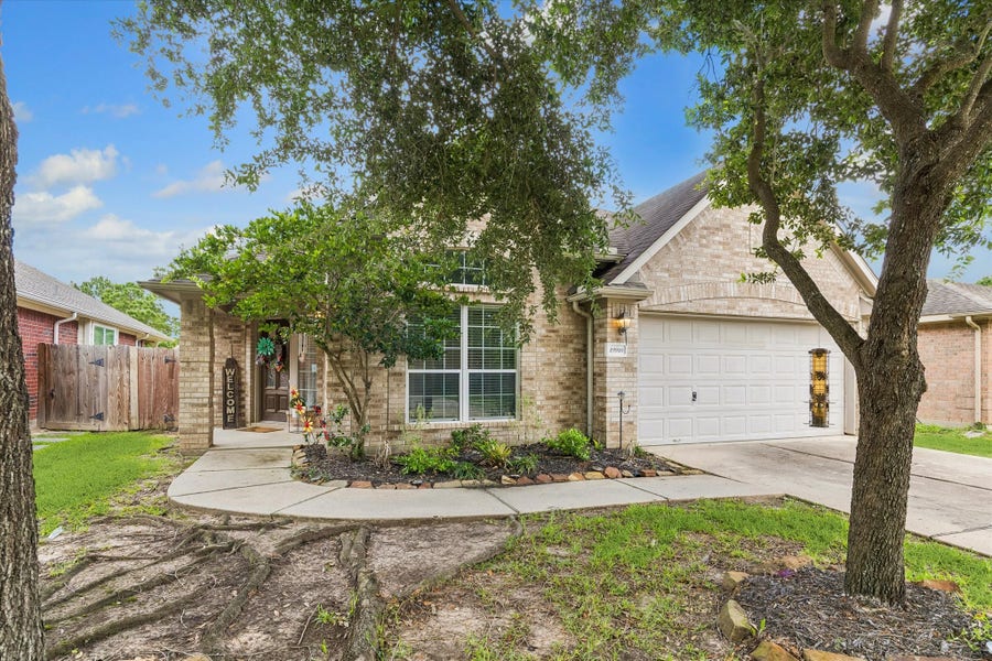 Property photo for 19910 Sternwood Manor Drive, Spring, TX