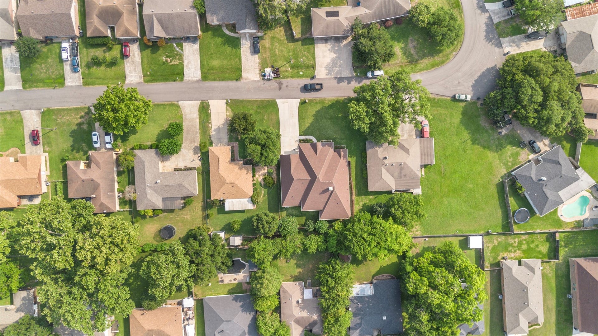 13336 Lake Breeze Lane, Willis, TX 77318 13336 Lake Breeze Lane, Willis, TX 77318