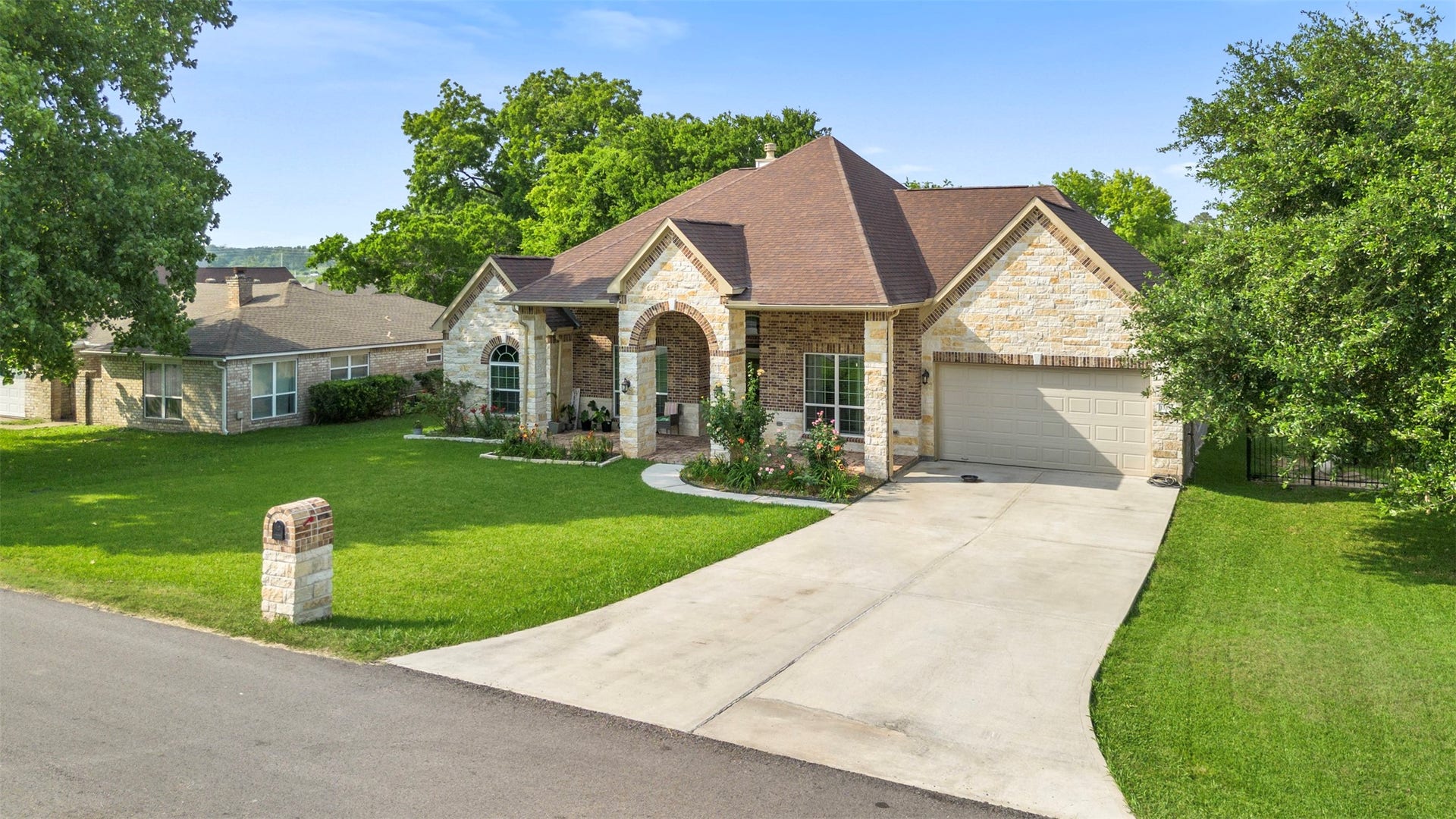 13336 Lake Breeze Lane, Willis, TX 77318 13336 Lake Breeze Lane, Willis, TX 77318