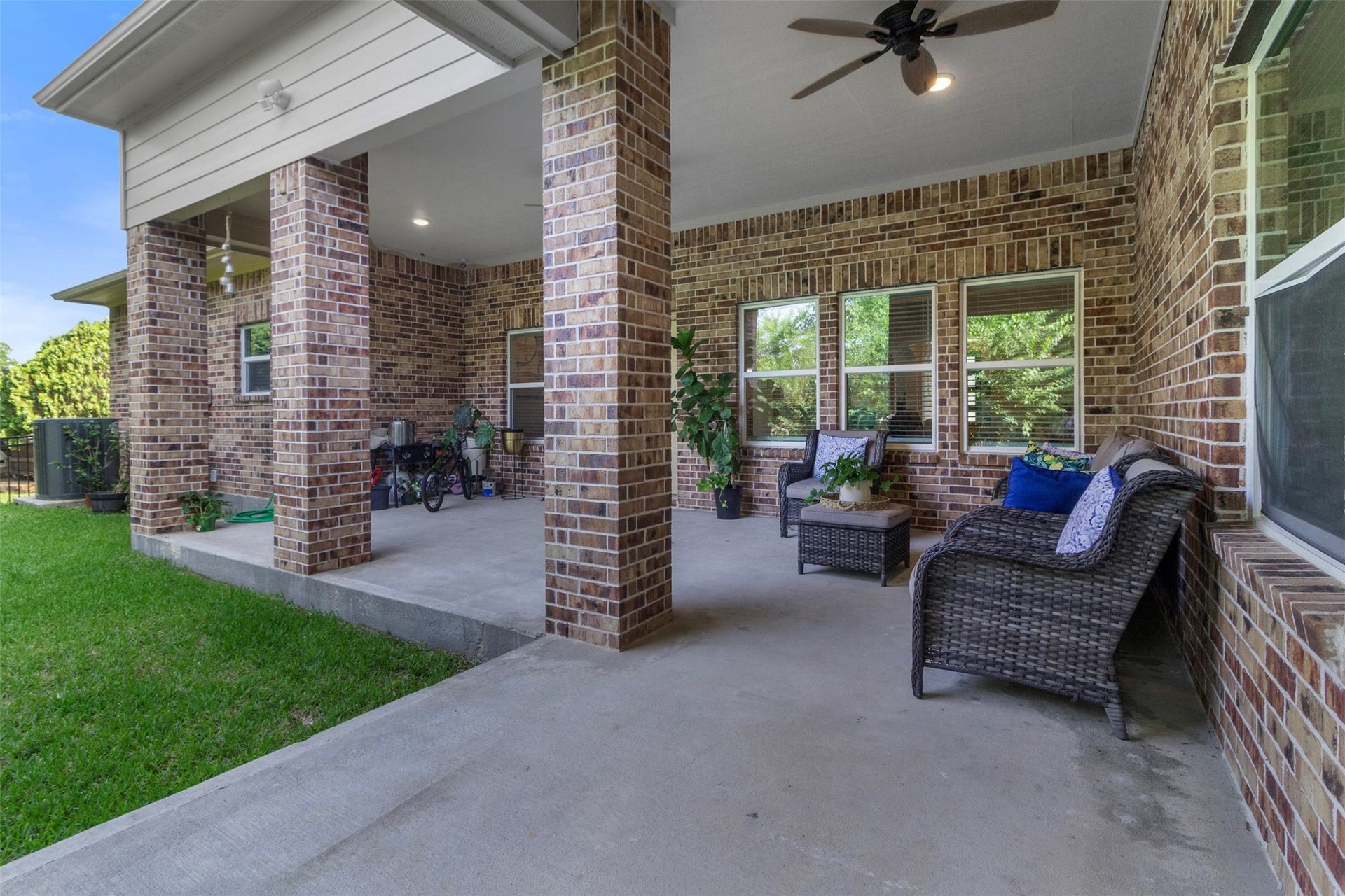 13336 Lake Breeze Lane, Willis, TX 77318 13336 Lake Breeze Lane, Willis, TX 77318