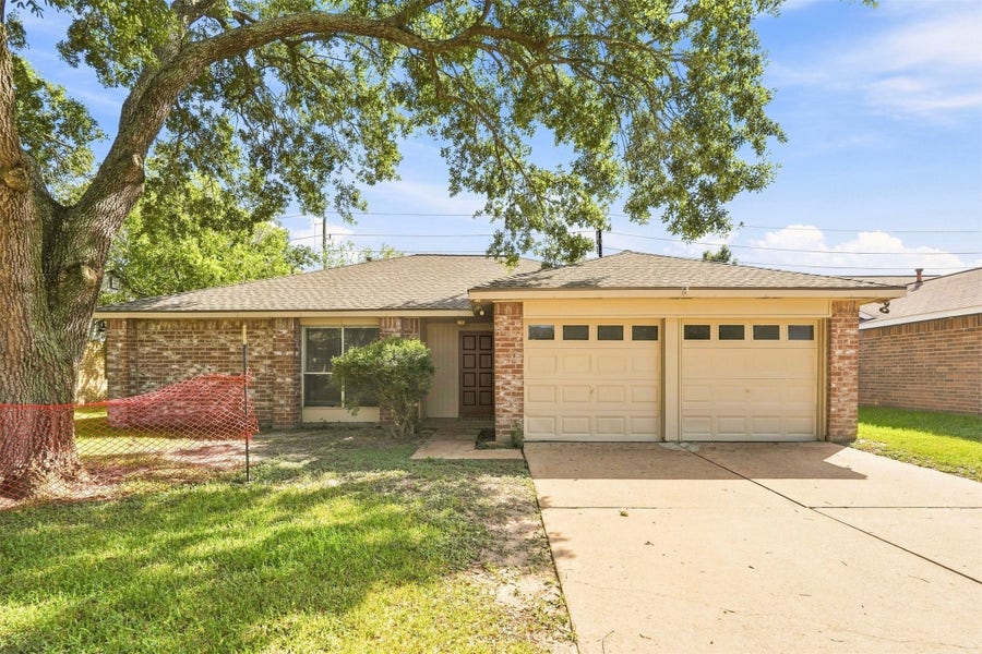 Property photo for 19315 Spanish Needle Drive, Houston, TX
