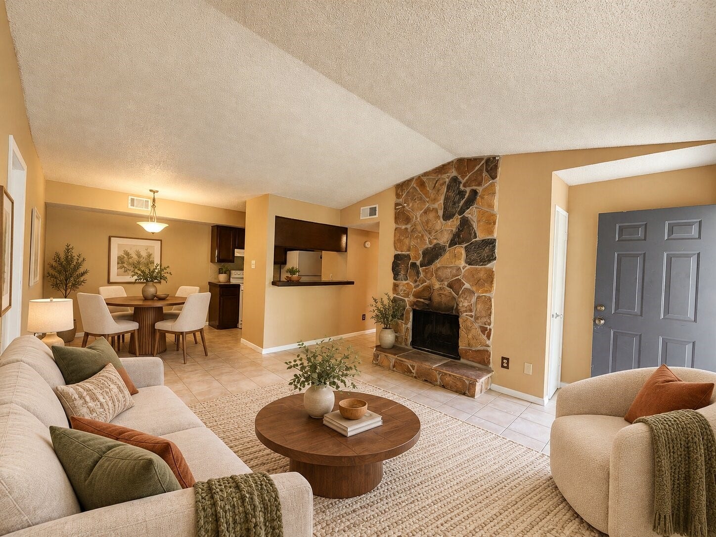 17331 Red Oak Drive, #52, Houston, TX 77090 *VIRTUALLY STAGED*