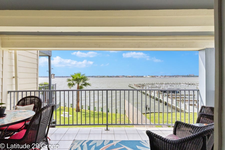 Property photo for 4001 NASA 1 Parkway, #112, El Lago, TX