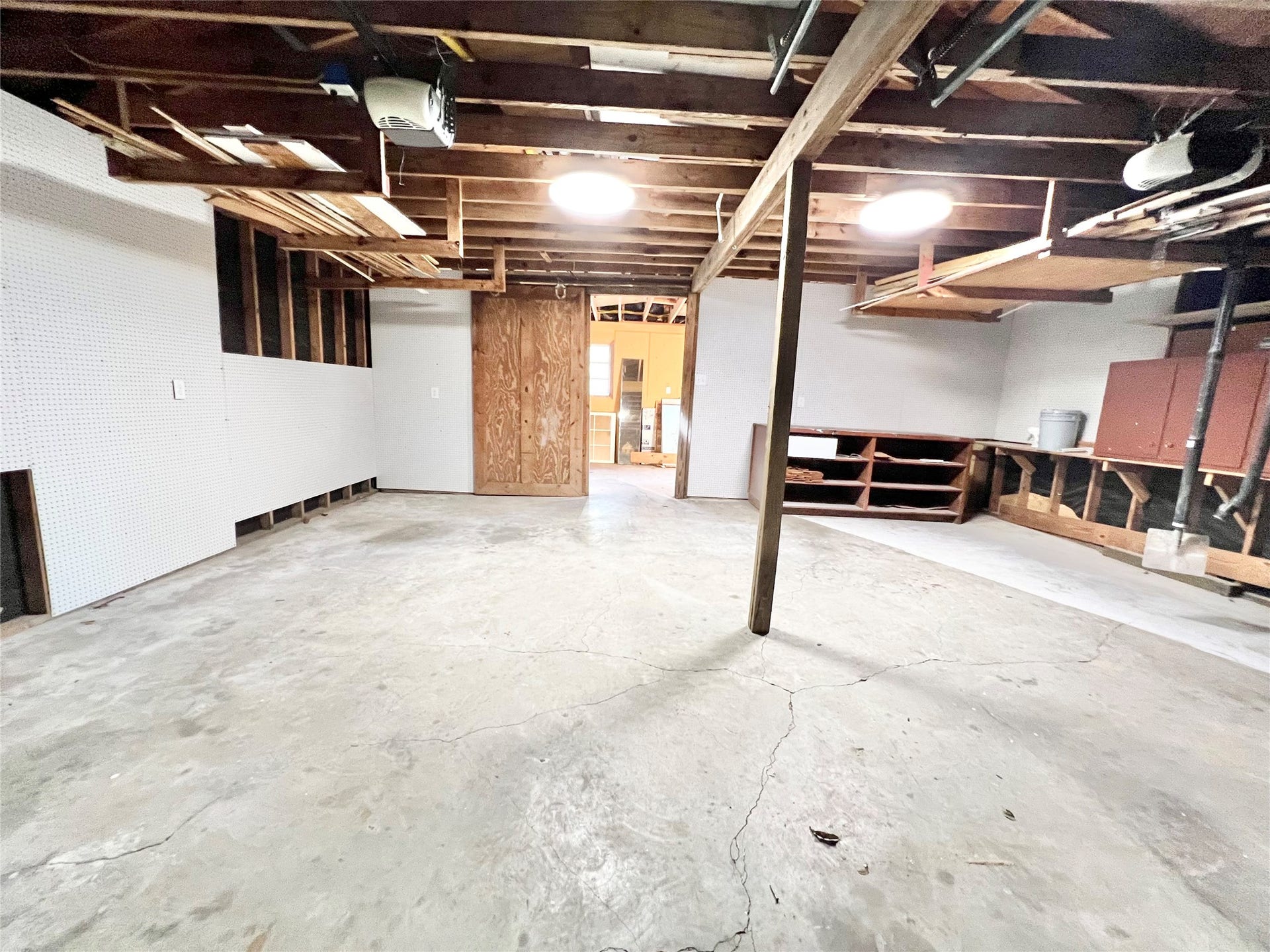 3806 Peck Street, Santa Fe, TX 77517 Plenty of storage areas are already built in for you above and to the back and side...