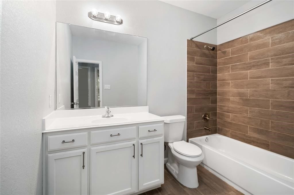 5105 Southwind Street, #A & B, Houston, TX 77033