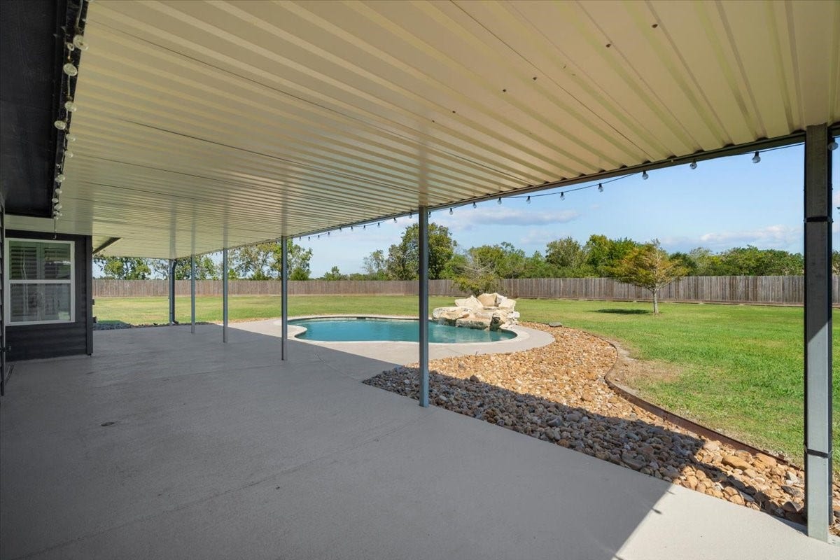 Private pool