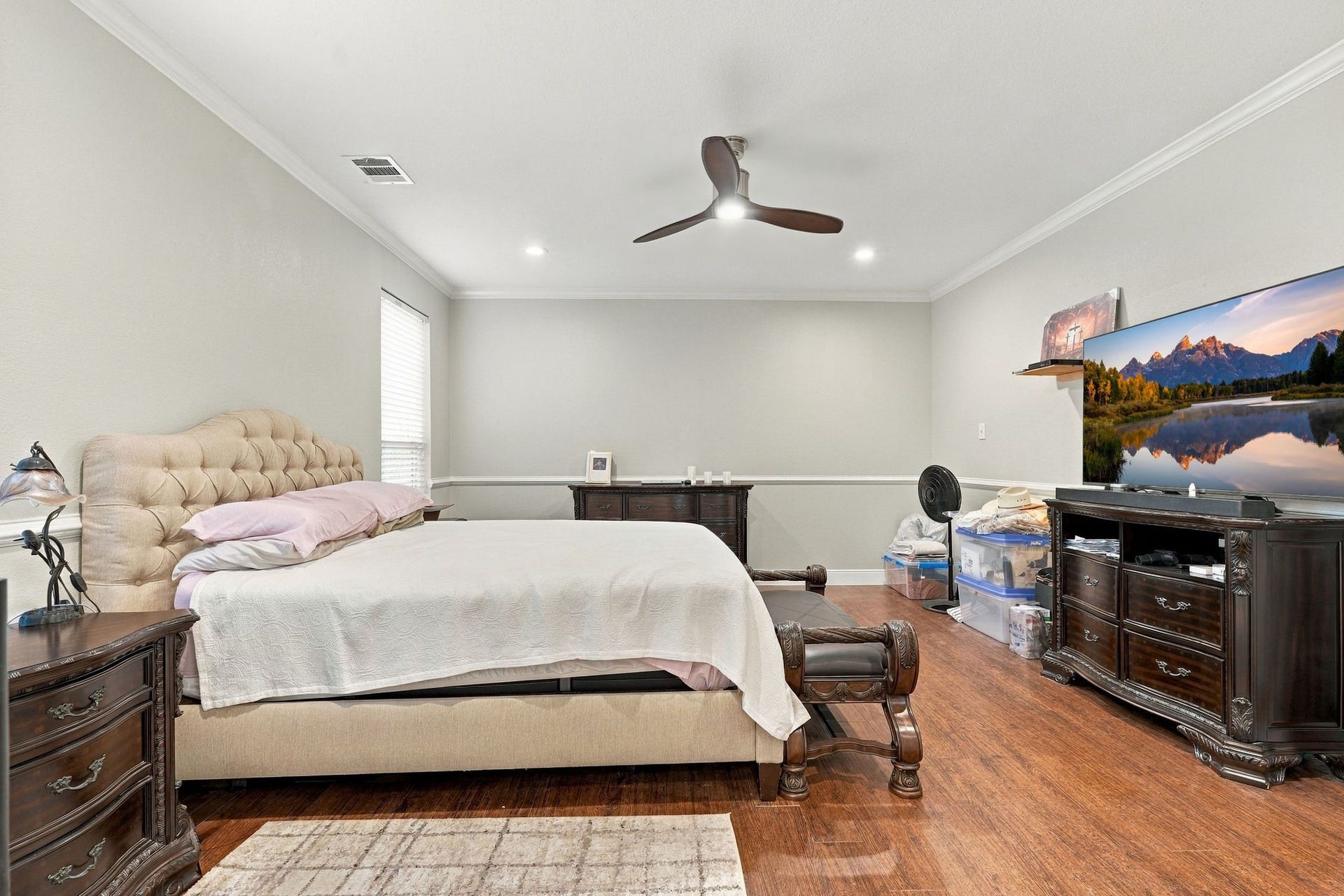 1706 Elmside Court, Conroe, TX 77301 PRIMARY BEDROOM