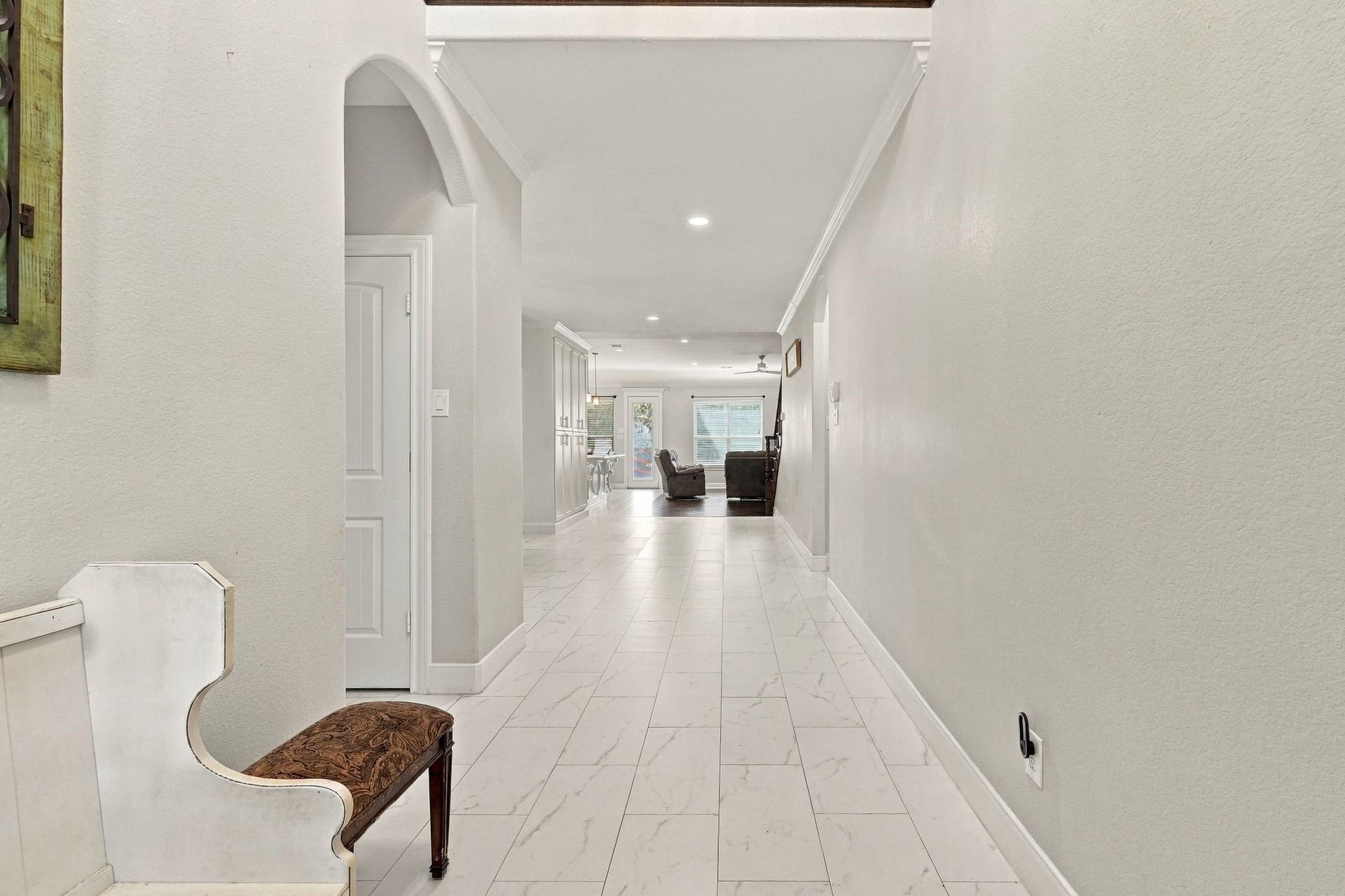 1706 Elmside Court, Conroe, TX 77301 GRAND ENTRY