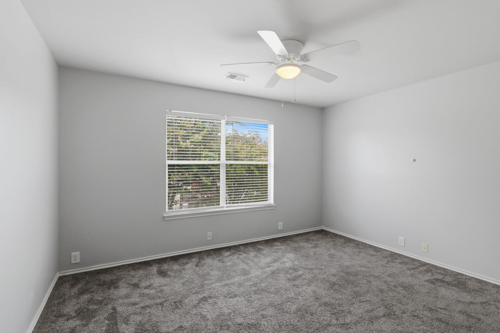 19914 Nandina Knoll, Richmond, TX 77407 Secondary bedroom