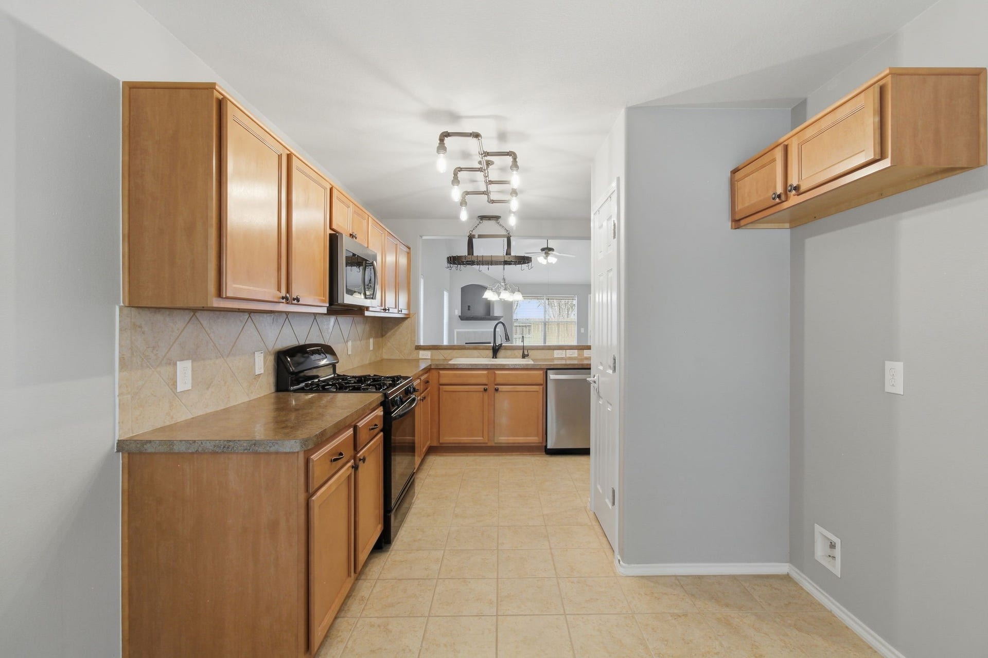 19914 Nandina Knoll, Richmond, TX 77407 19914 Nandina Knoll, Richmond, TX 77407