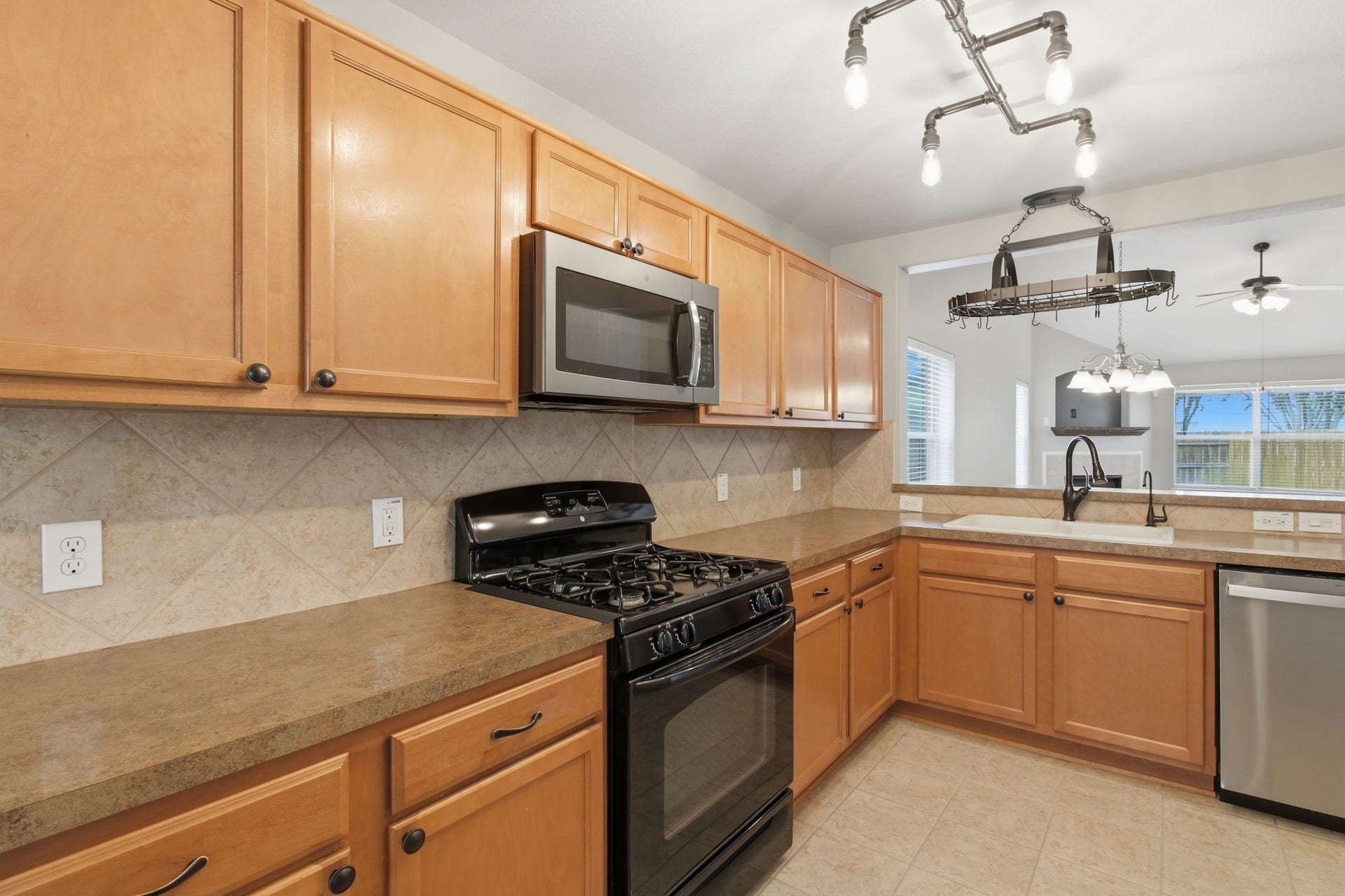 19914 Nandina Knoll, Richmond, TX 77407 19914 Nandina Knoll, Richmond, TX 77407