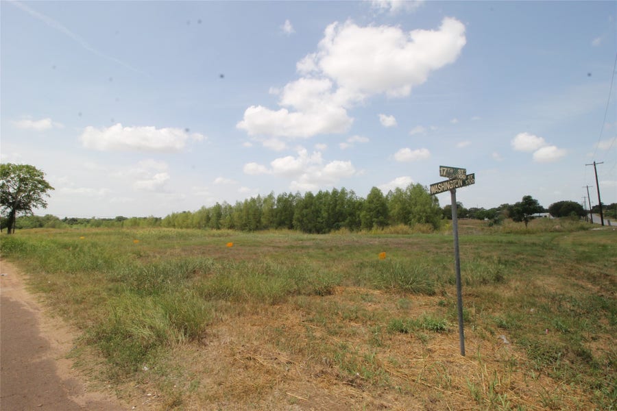 Property photo for Lots 6-10 Washington Street, Hempstead, TX