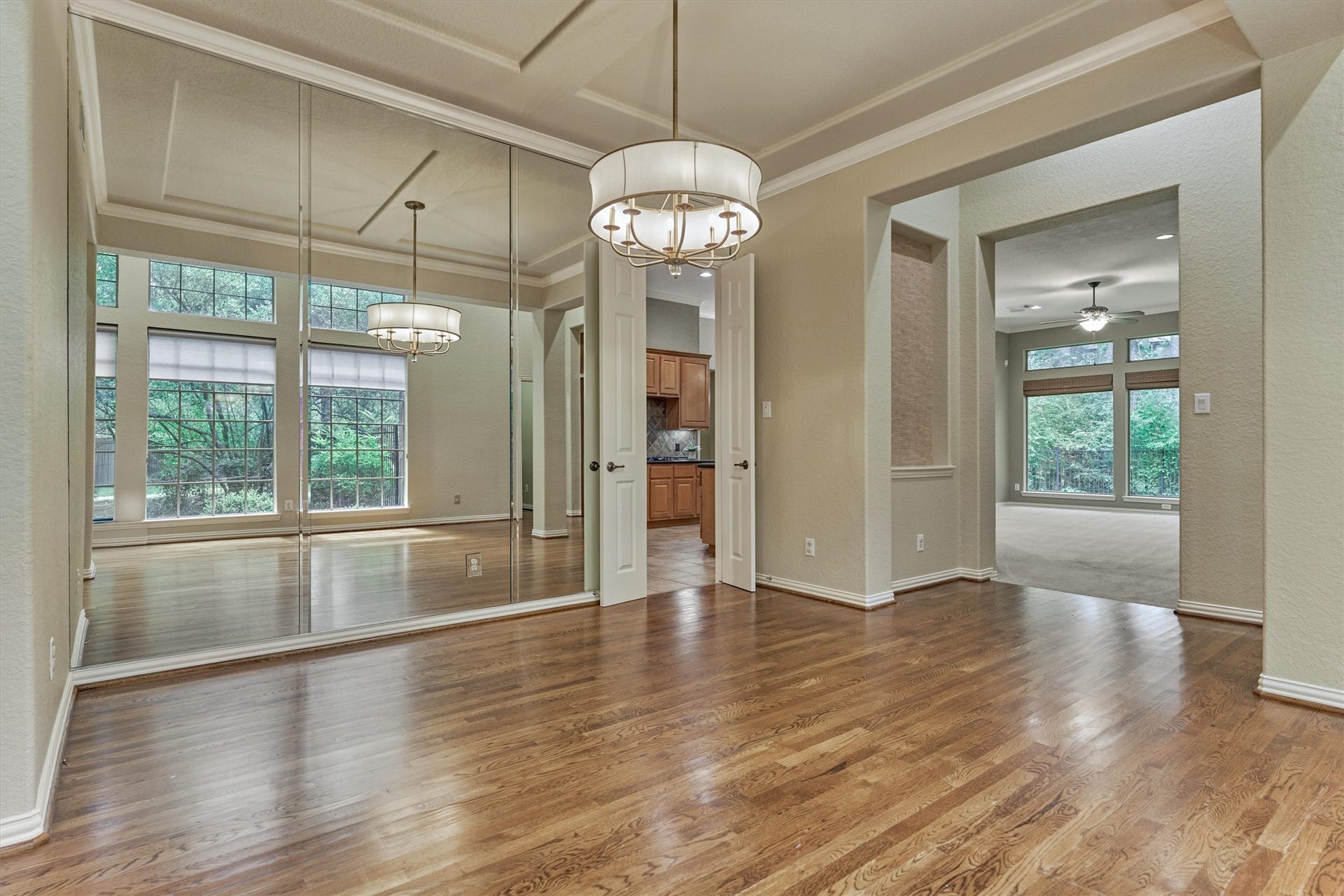 14 Mystic Pines Court, The Woodlands, TX 77382 14 Mystic Pines Court, The Woodlands, TX 77382