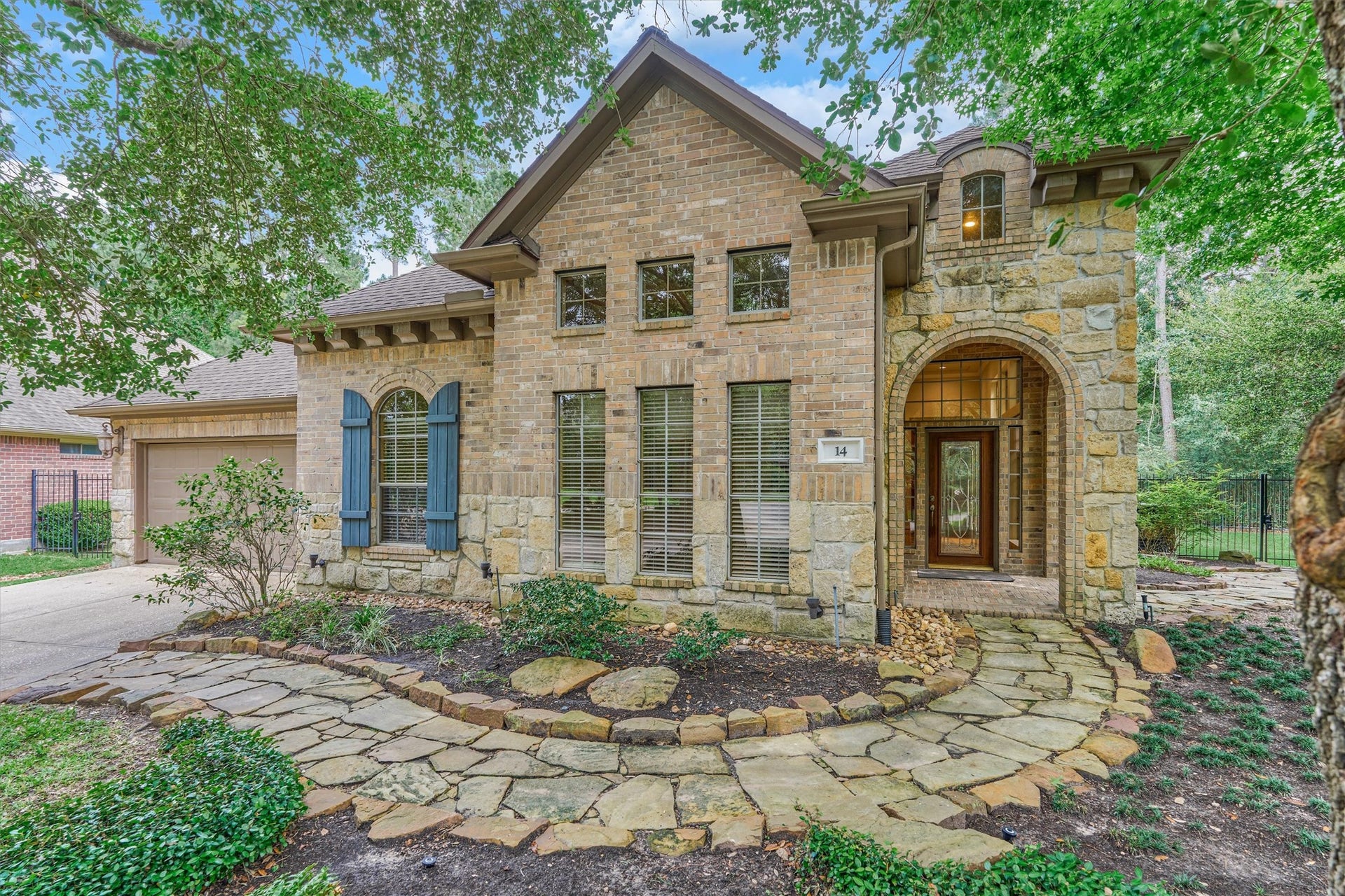 14 Mystic Pines Court, The Woodlands, TX 77382 14 Mystic Pines Court, The Woodlands, TX 77382