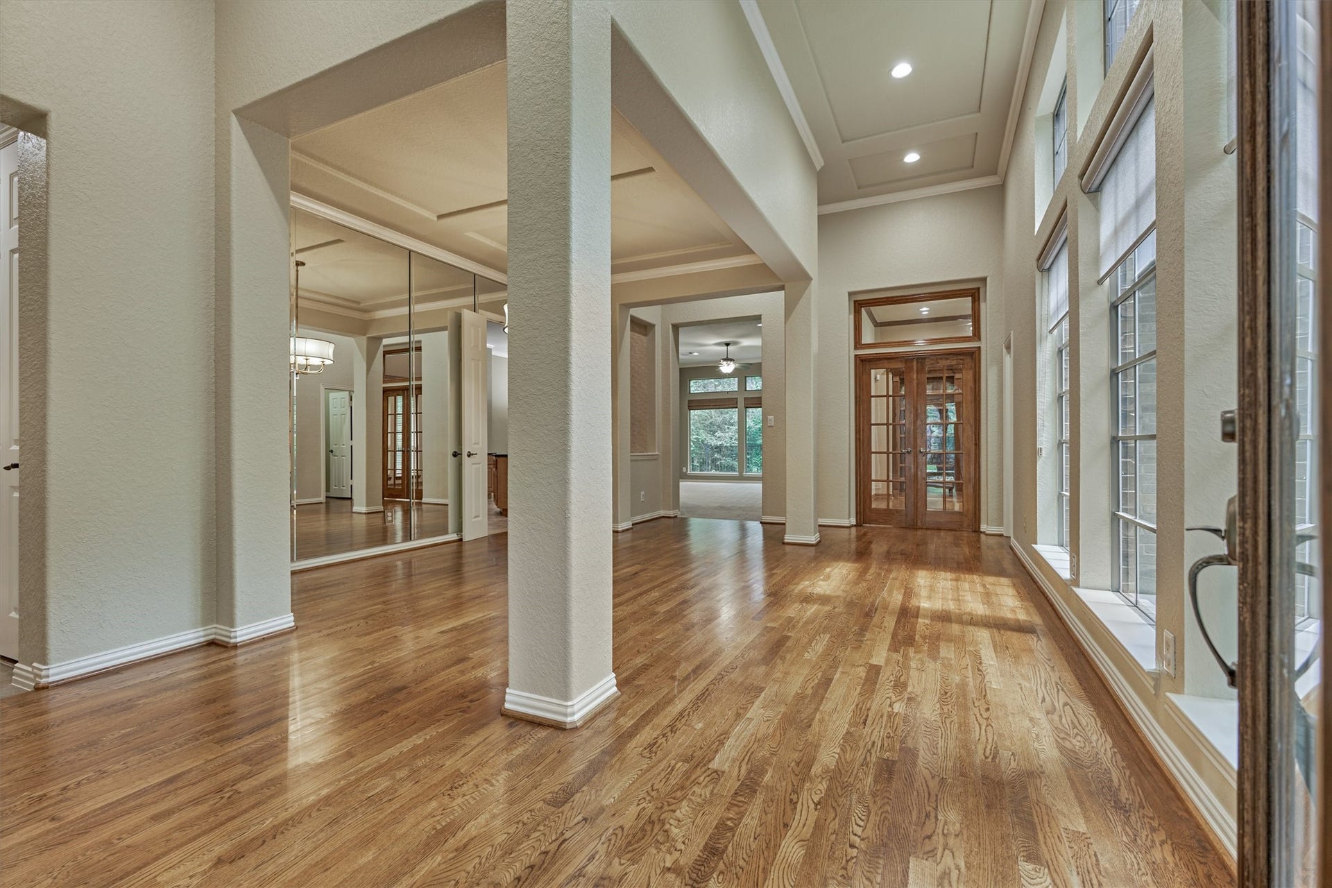 14 Mystic Pines Court, The Woodlands, TX 77382 14 Mystic Pines Court, The Woodlands, TX 77382