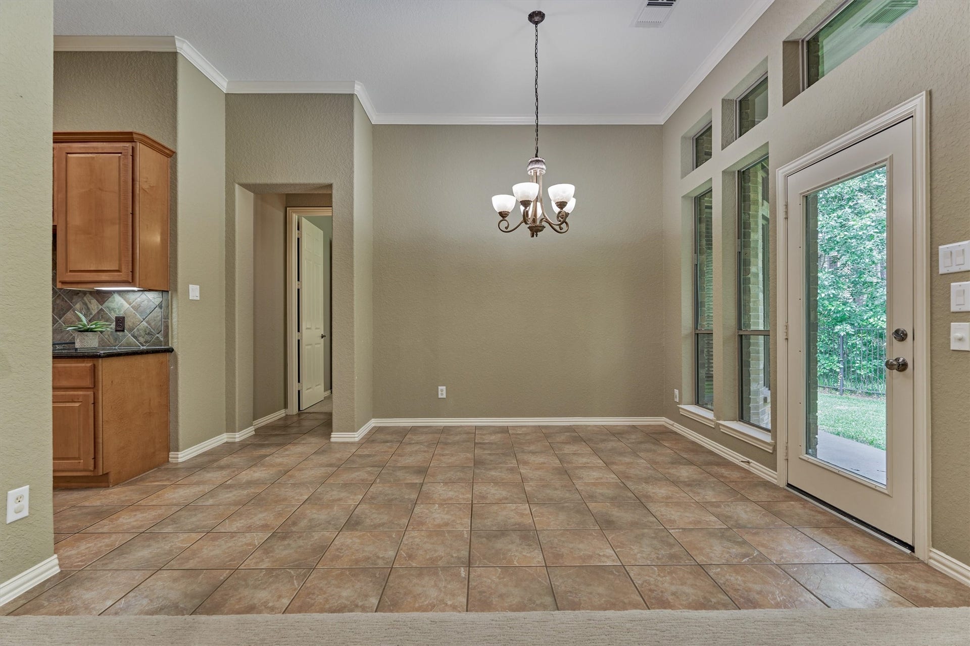 14 Mystic Pines Court, The Woodlands, TX 77382 14 Mystic Pines Court, The Woodlands, TX 77382
