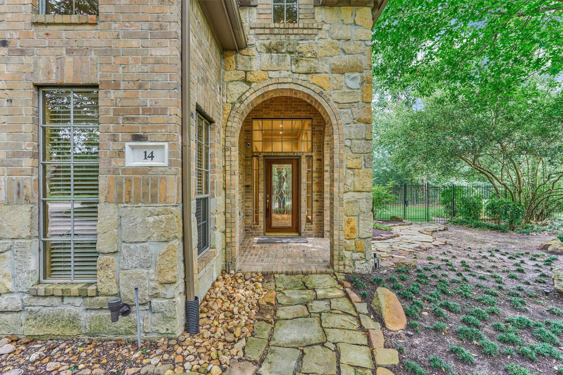 14 Mystic Pines Court, The Woodlands, TX 77382 14 Mystic Pines Court, The Woodlands, TX 77382