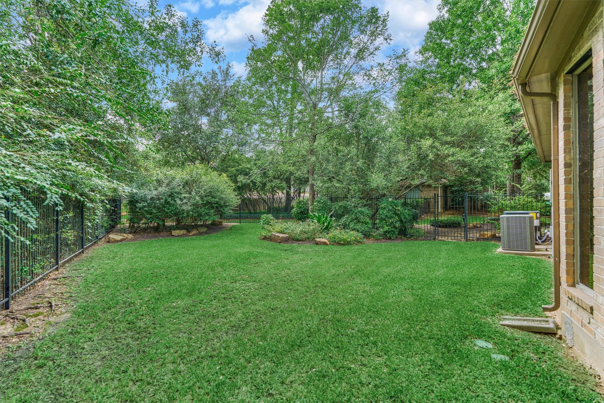 14 Mystic Pines Court, The Woodlands, TX 77382 14 Mystic Pines Court, The Woodlands, TX 77382