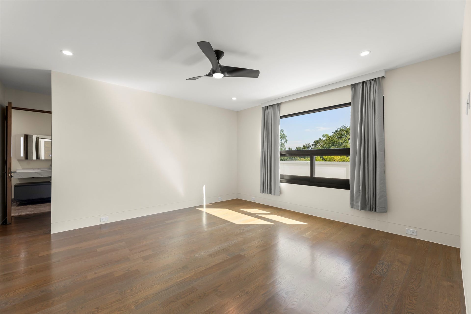 2610 Westgrove Lane, Houston, TX 77027 2610 Westgrove Lane, Houston, TX 77027
