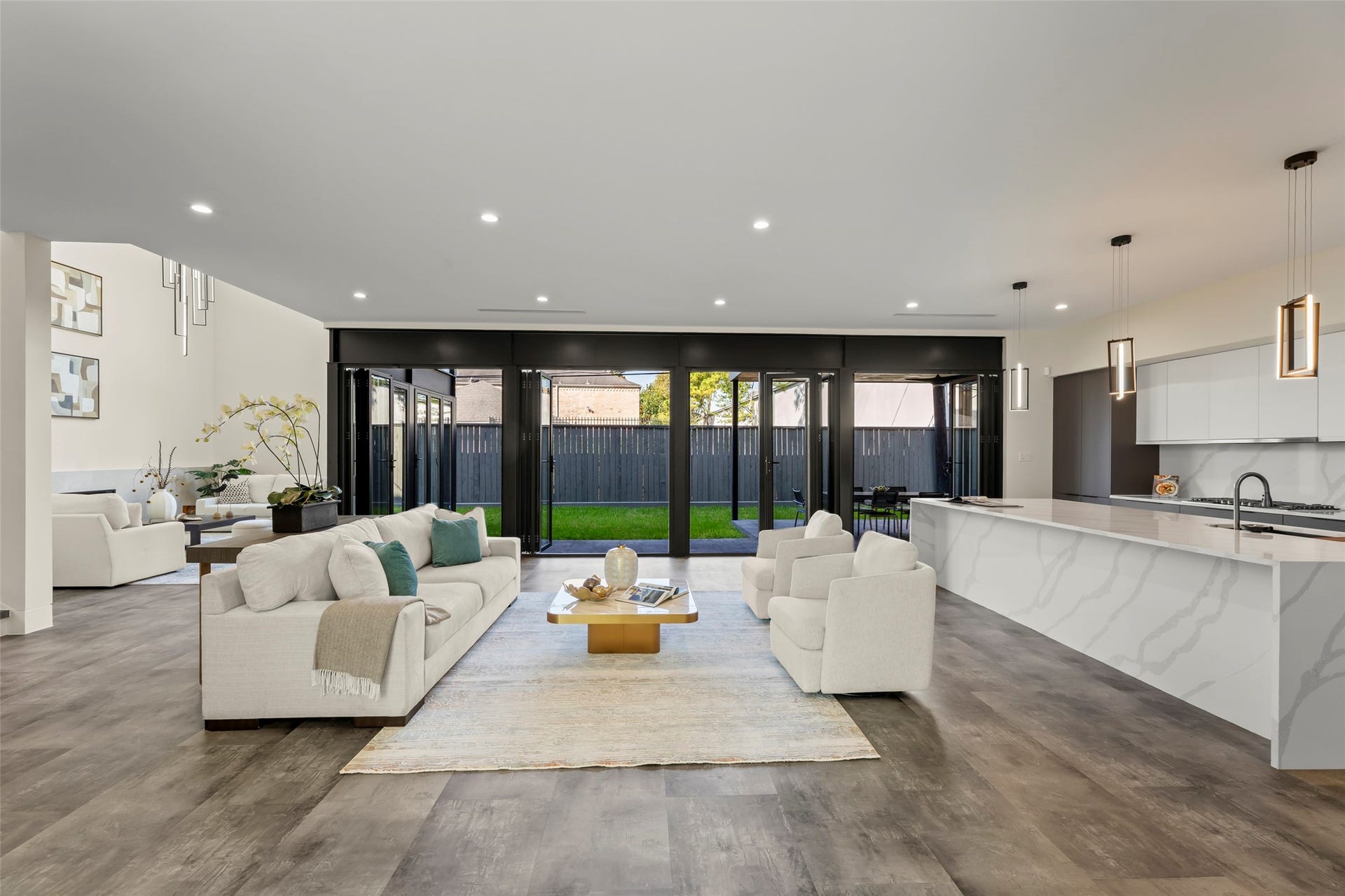 2610 Westgrove Lane, Houston, TX 77027 2610 Westgrove Lane, Houston, TX 77027