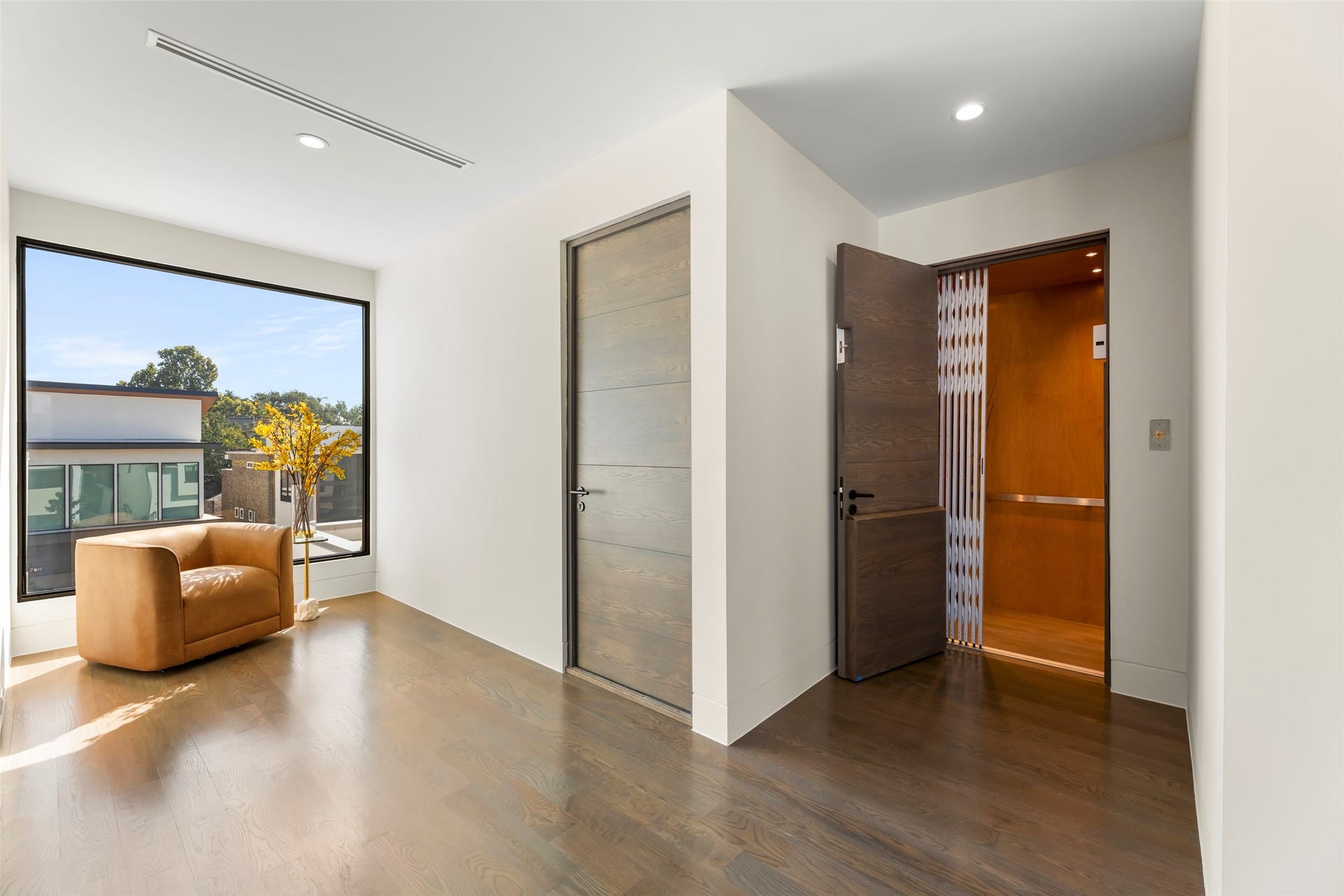 2610 Westgrove Lane, Houston, TX 77027 2610 Westgrove Lane, Houston, TX 77027