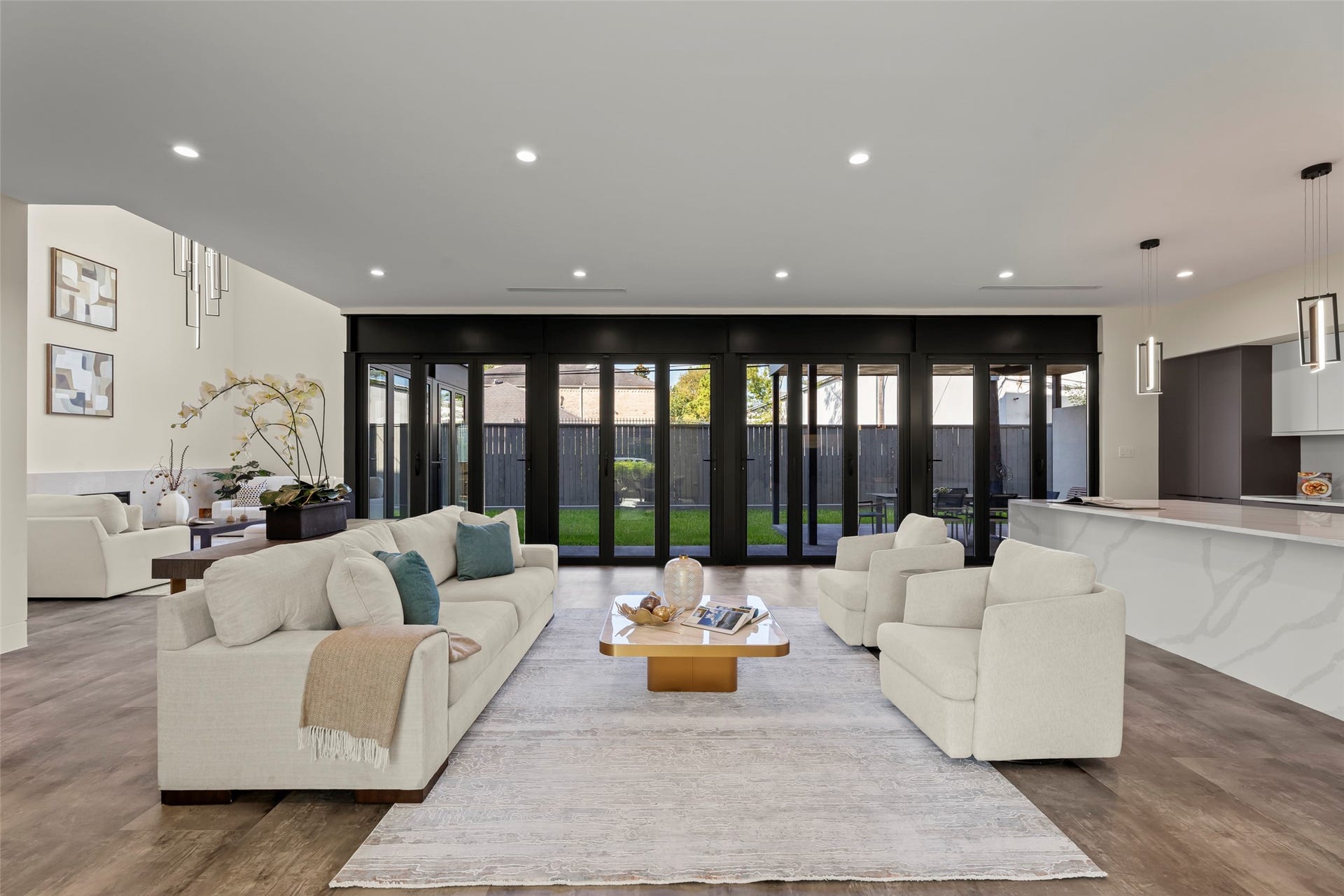 2610 Westgrove Lane, Houston, TX 77027 2610 Westgrove Lane, Houston, TX 77027