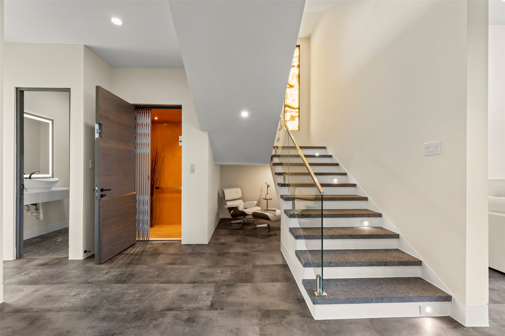 2610 Westgrove Lane, Houston, TX 77027 2610 Westgrove Lane, Houston, TX 77027