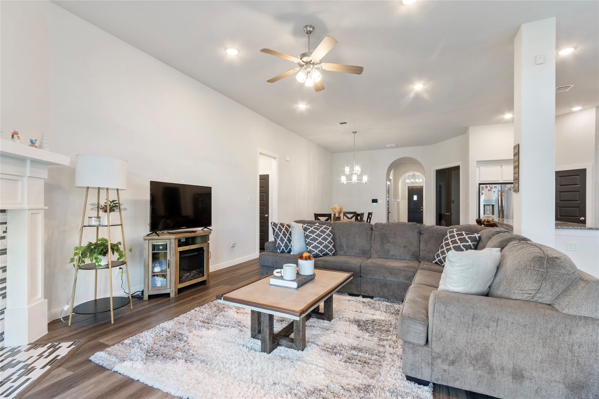 23703 Lively Ferry Lane, Richmond, TX 77469 23703 Lively Ferry Lane, Richmond, TX 77469